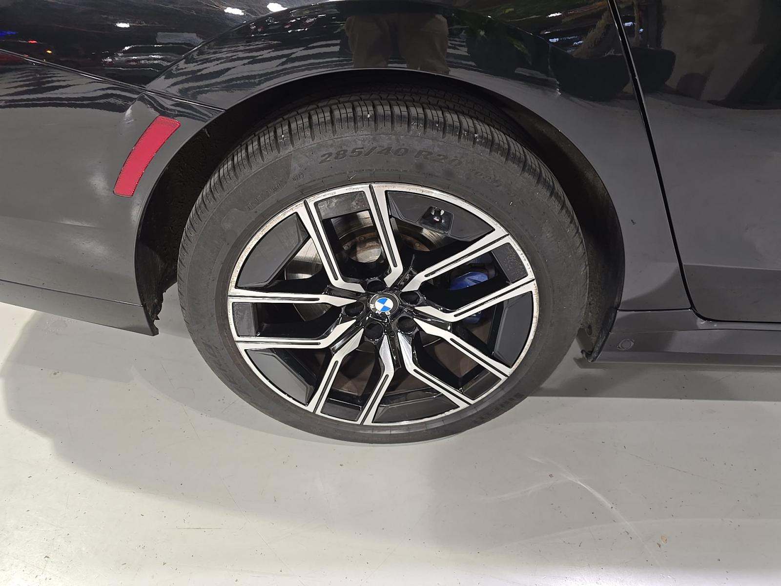 2023 BMW 7 Series 760i xDrive AWD