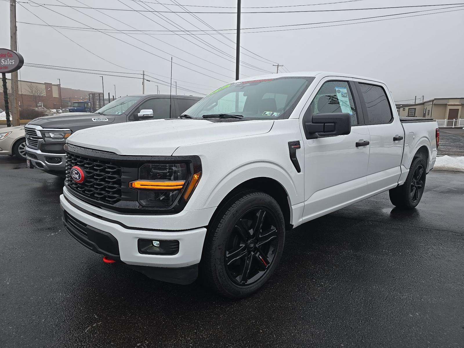 2025 Ford F-150 STX AWD
