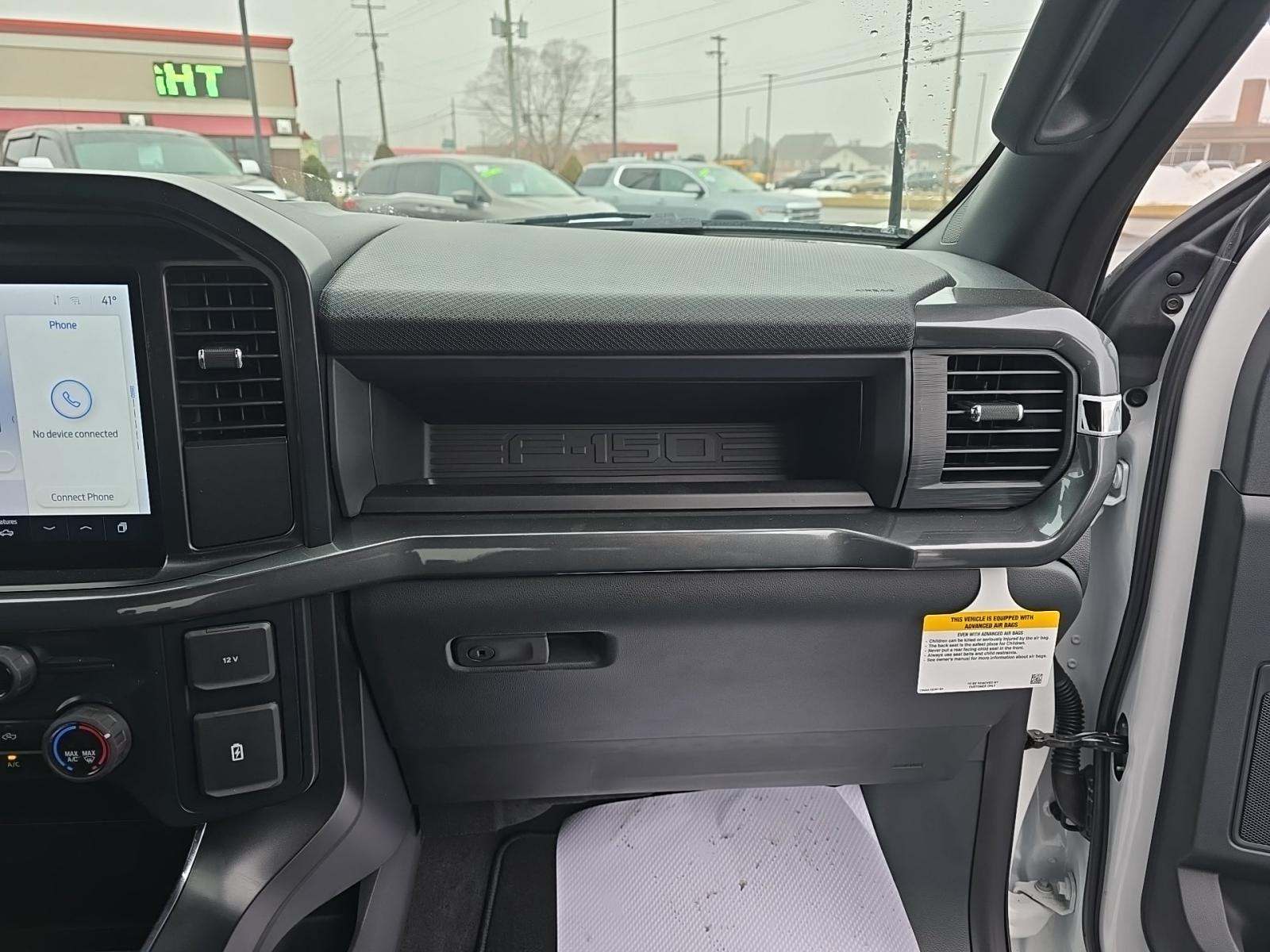 2025 Ford F-150 STX AWD