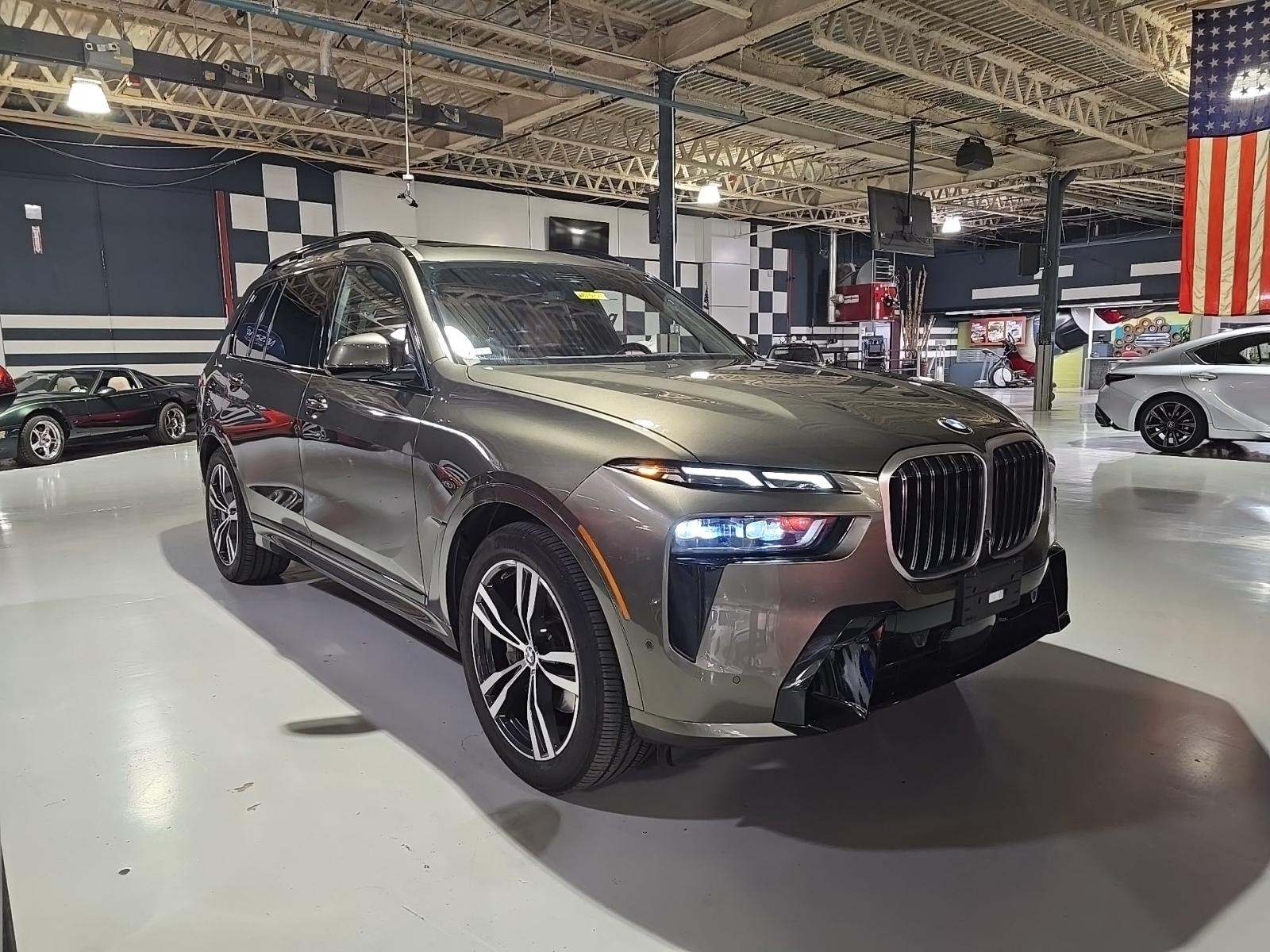 2023 BMW X7 xDrive40i AWD