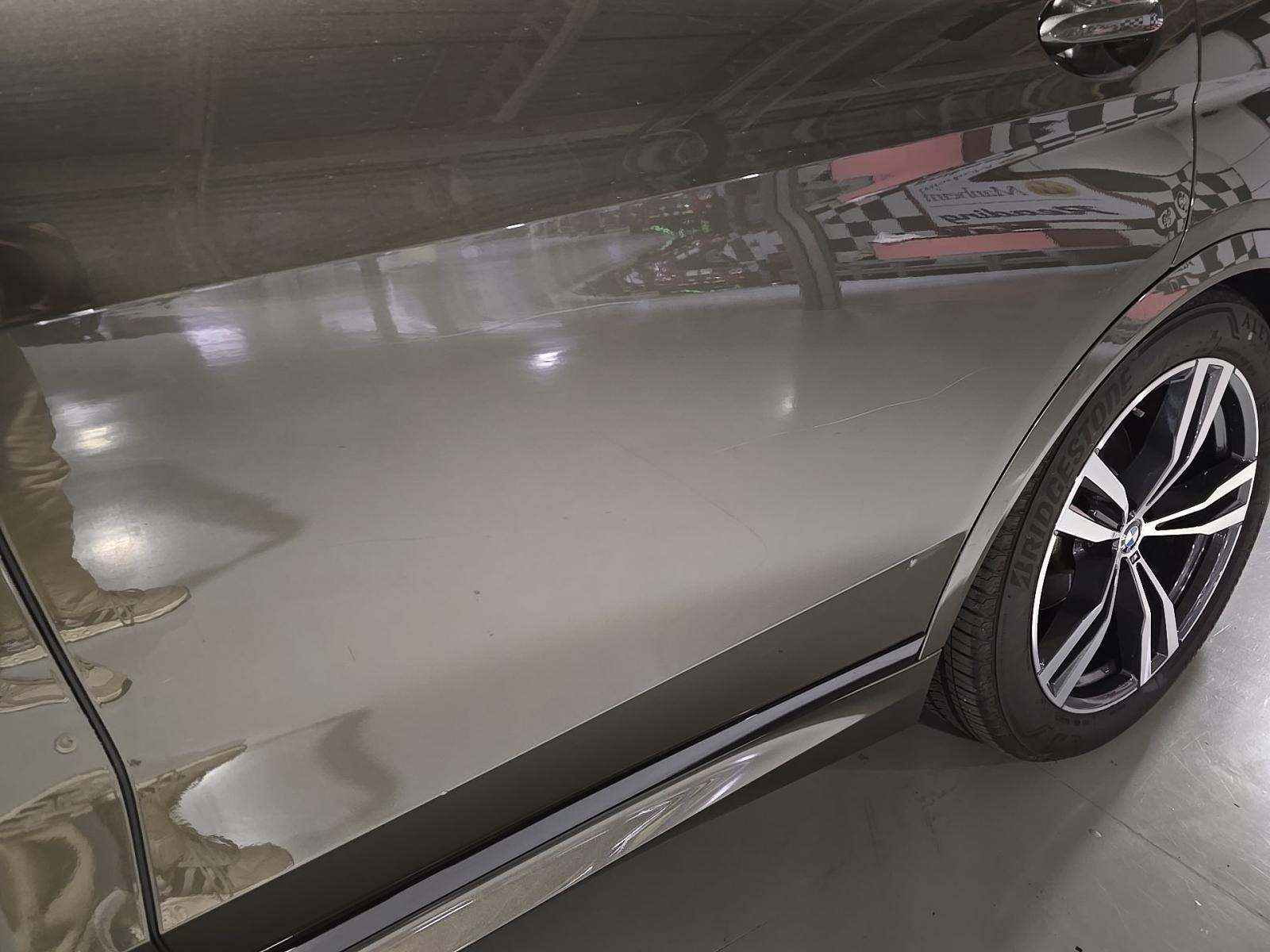 2023 BMW X7 xDrive40i AWD