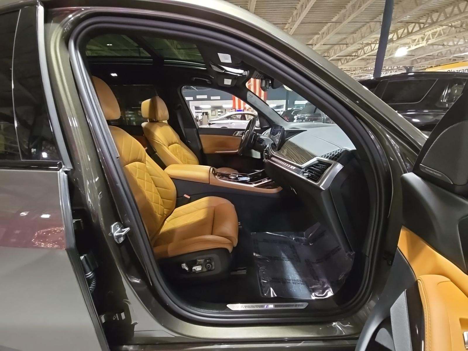 2023 BMW X7 xDrive40i AWD