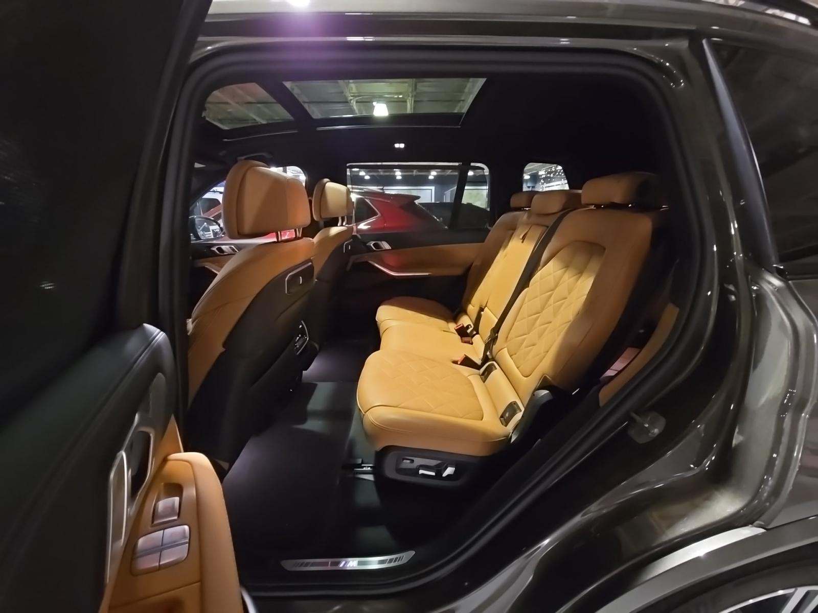 2023 BMW X7 xDrive40i AWD