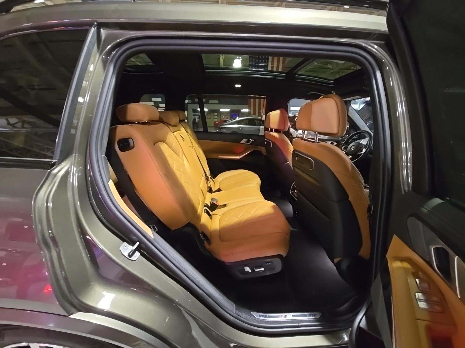 2023 BMW X7 xDrive40i AWD