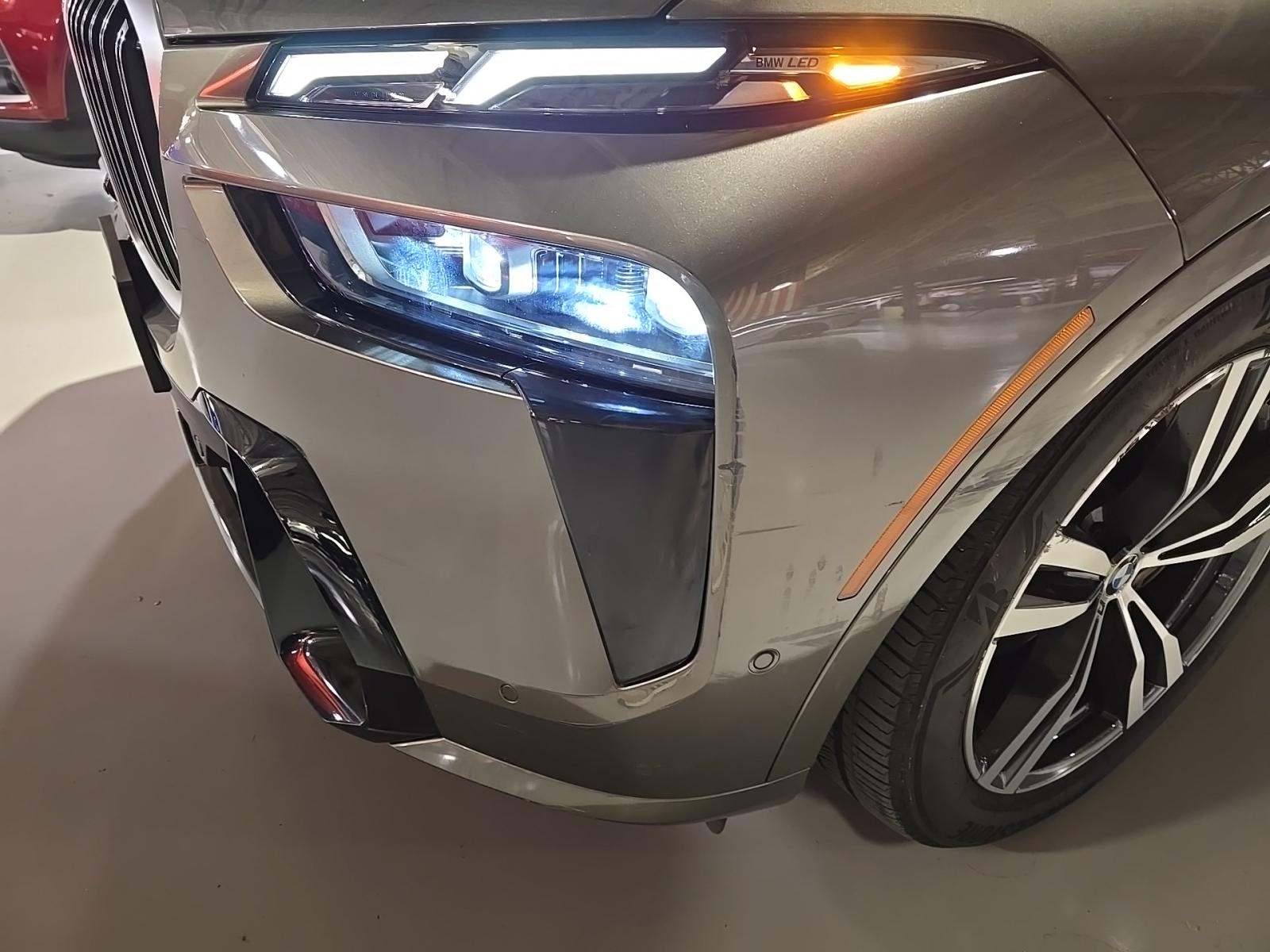 2023 BMW X7 xDrive40i AWD