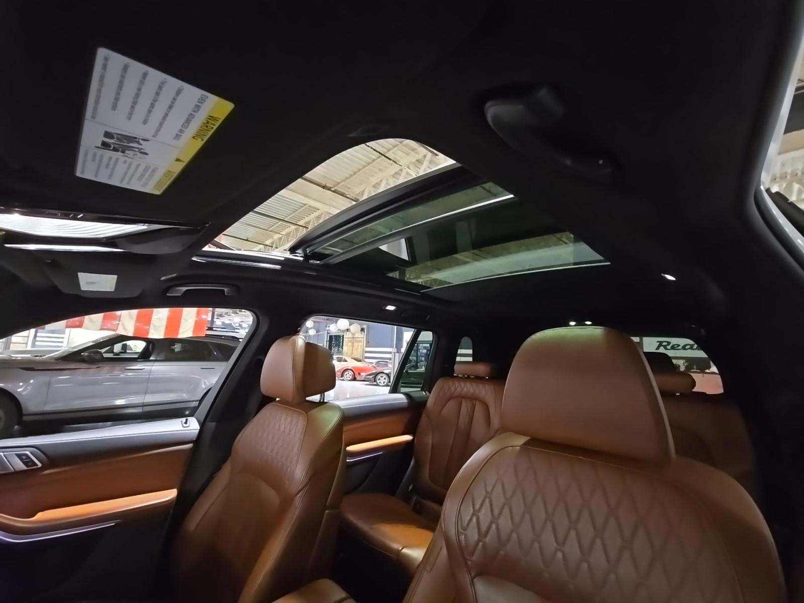 2023 BMW X7 xDrive40i AWD