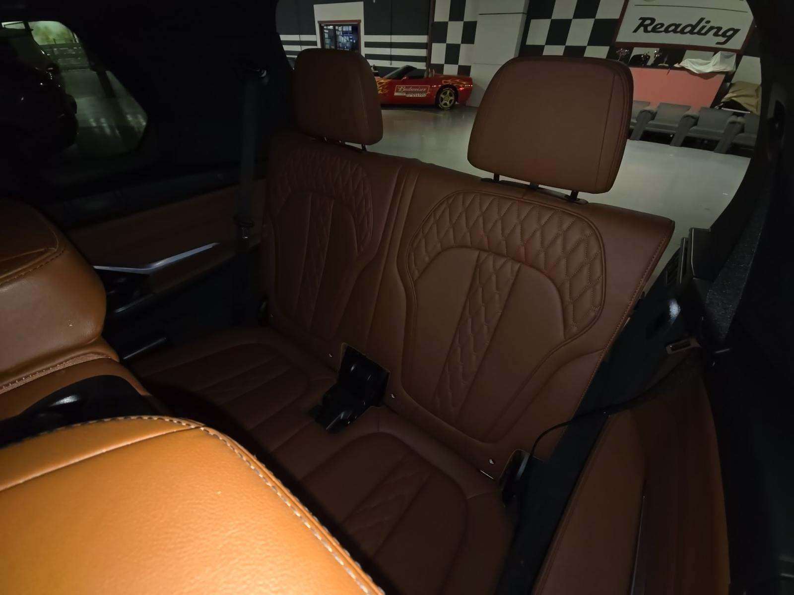 2023 BMW X7 xDrive40i AWD