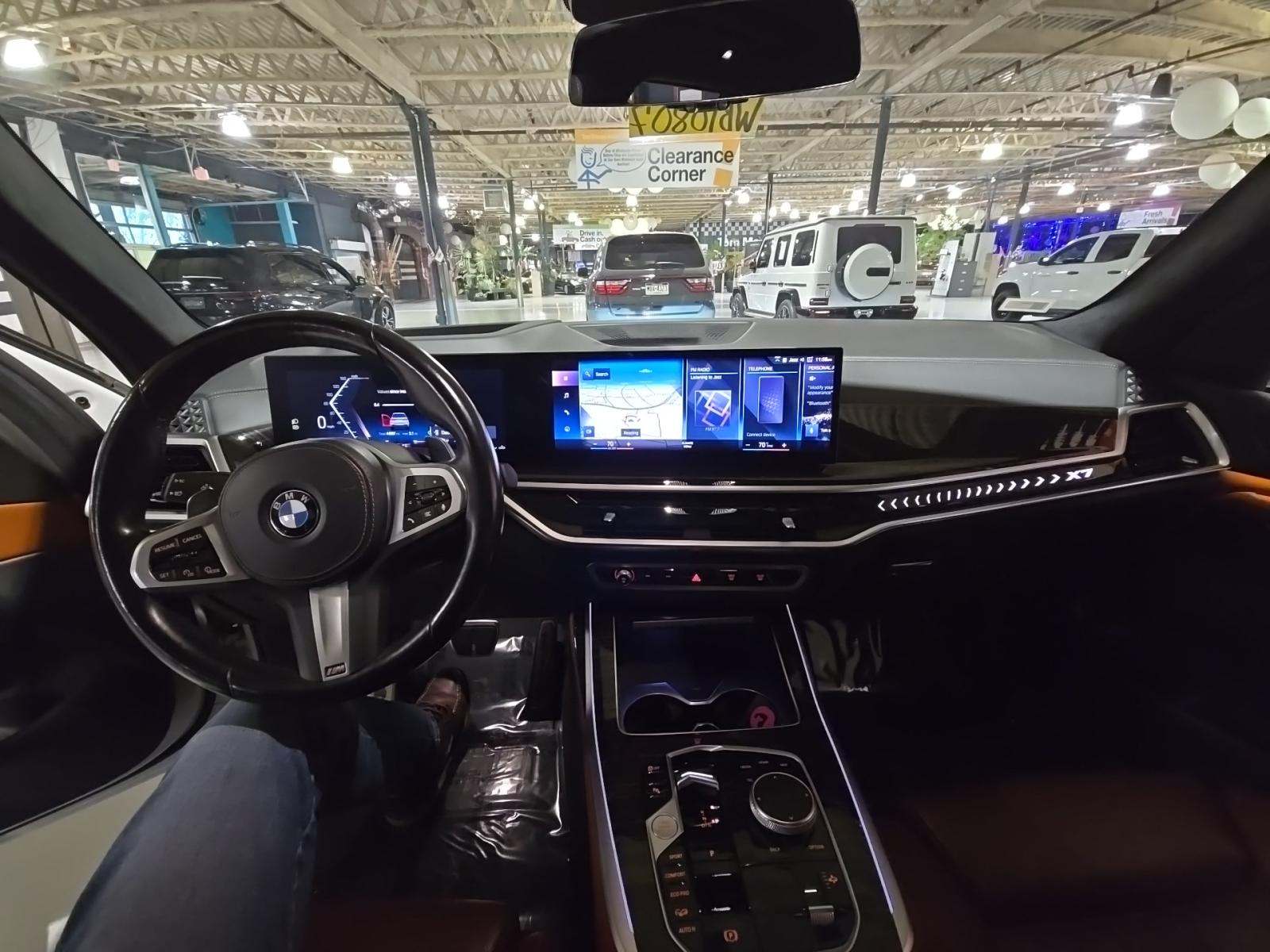 2023 BMW X7 xDrive40i AWD