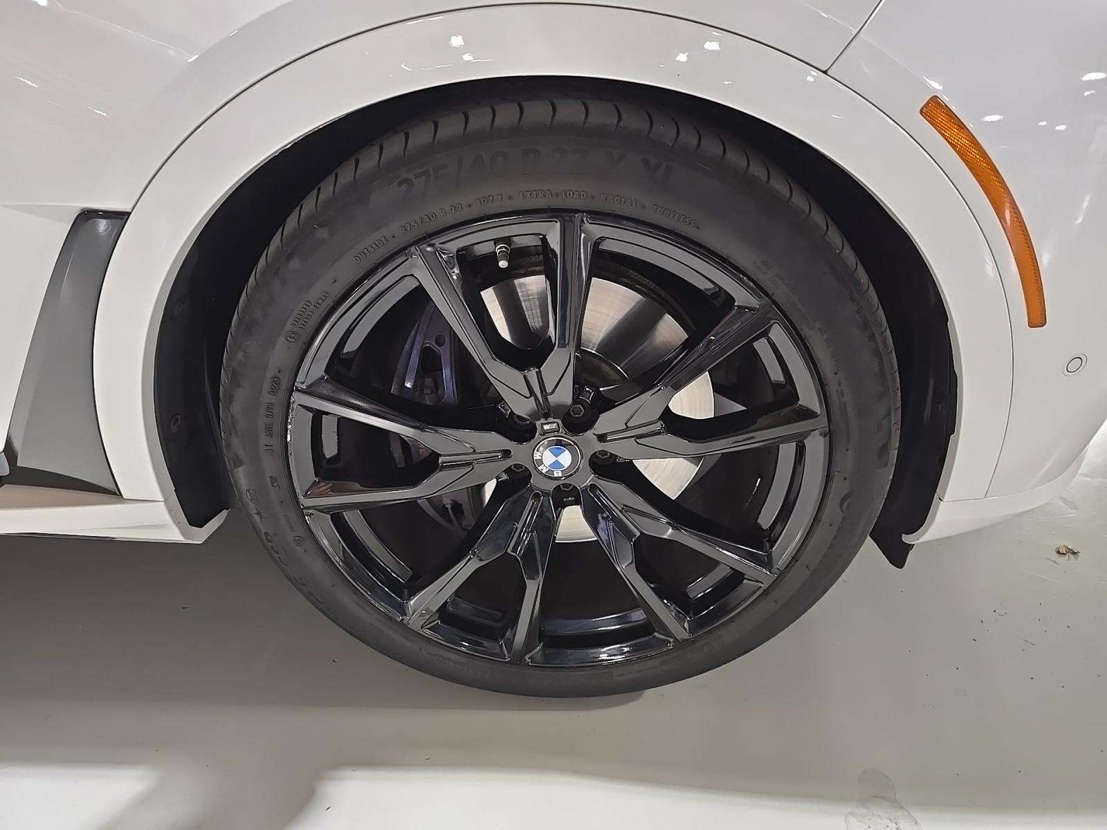 2023 BMW X7 xDrive40i AWD