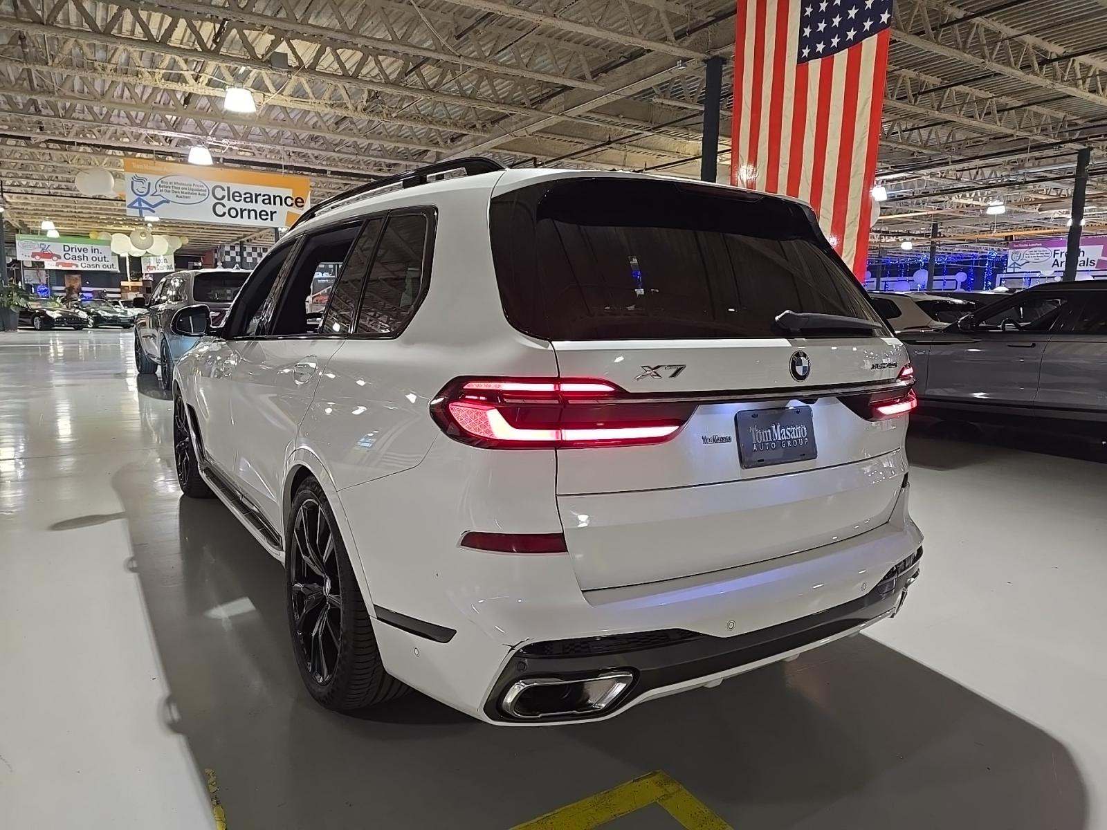 2023 BMW X7 xDrive40i AWD