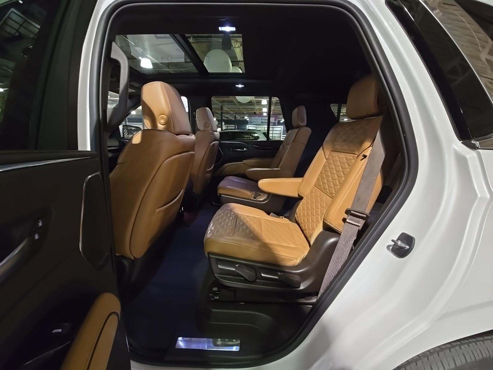 2022 Cadillac Escalade Premium Luxury AWD