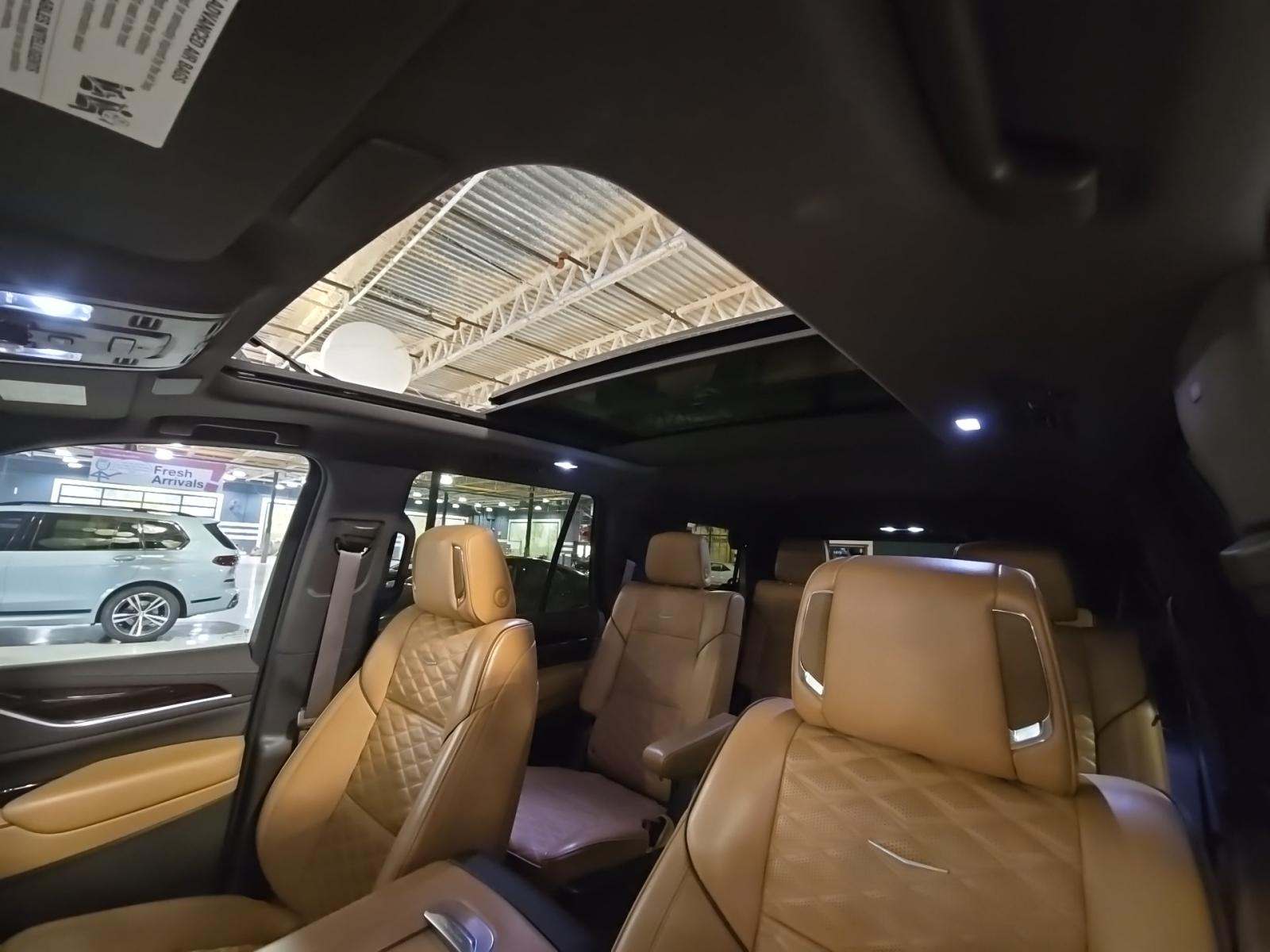 2022 Cadillac Escalade Premium Luxury AWD