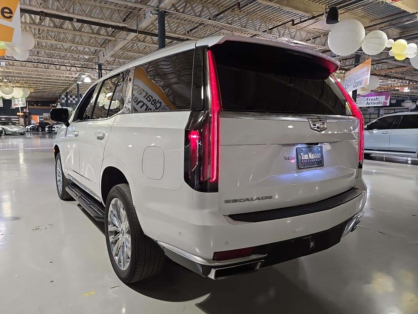 2022 Cadillac Escalade Premium Luxury AWD