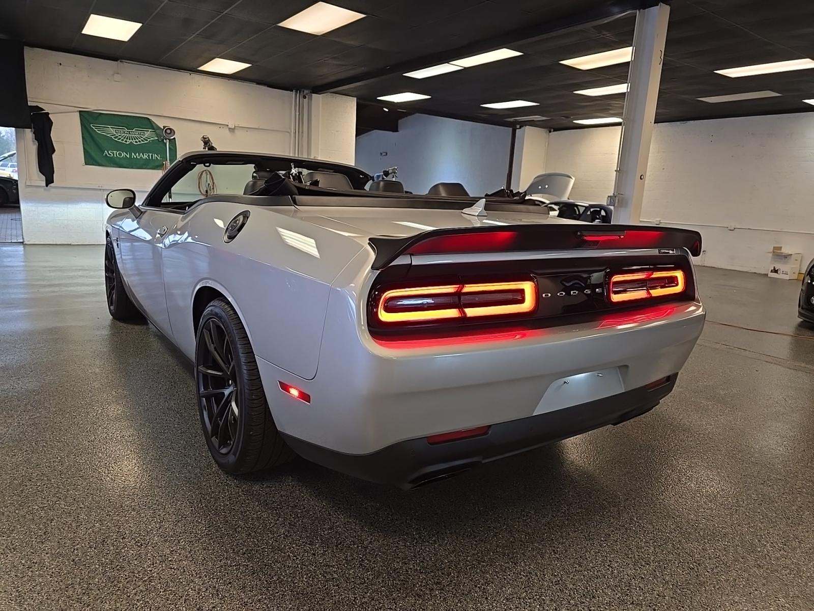 2023 Dodge Challenger SRT Hellcat Jailbreak RWD