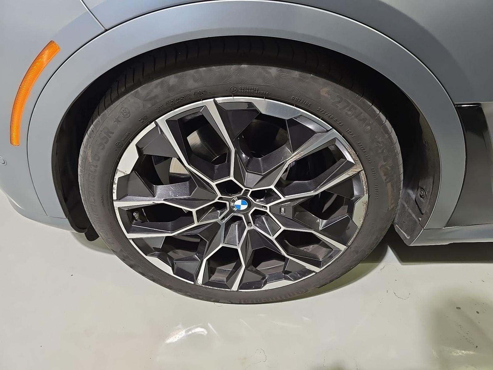 2023 BMW X7 M60i AWD