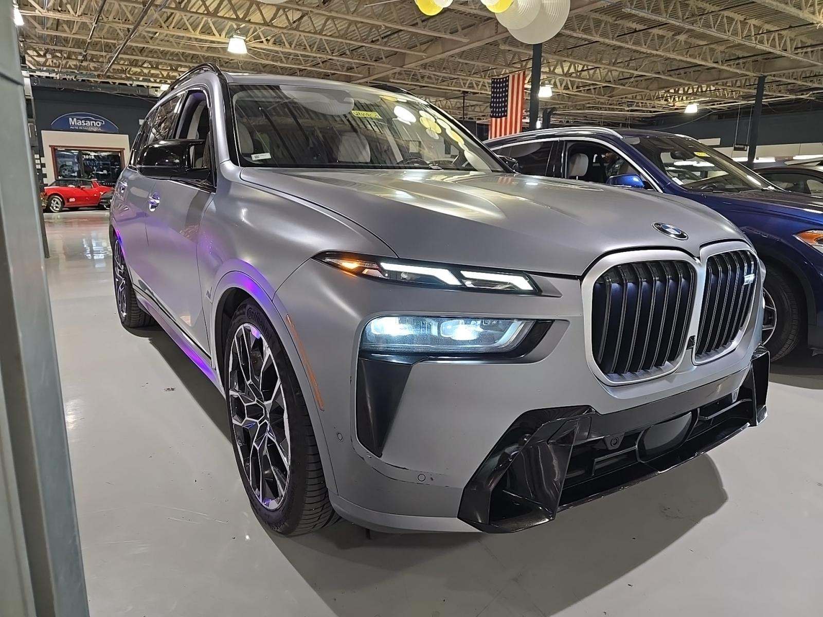 2023 BMW X7 M60i AWD