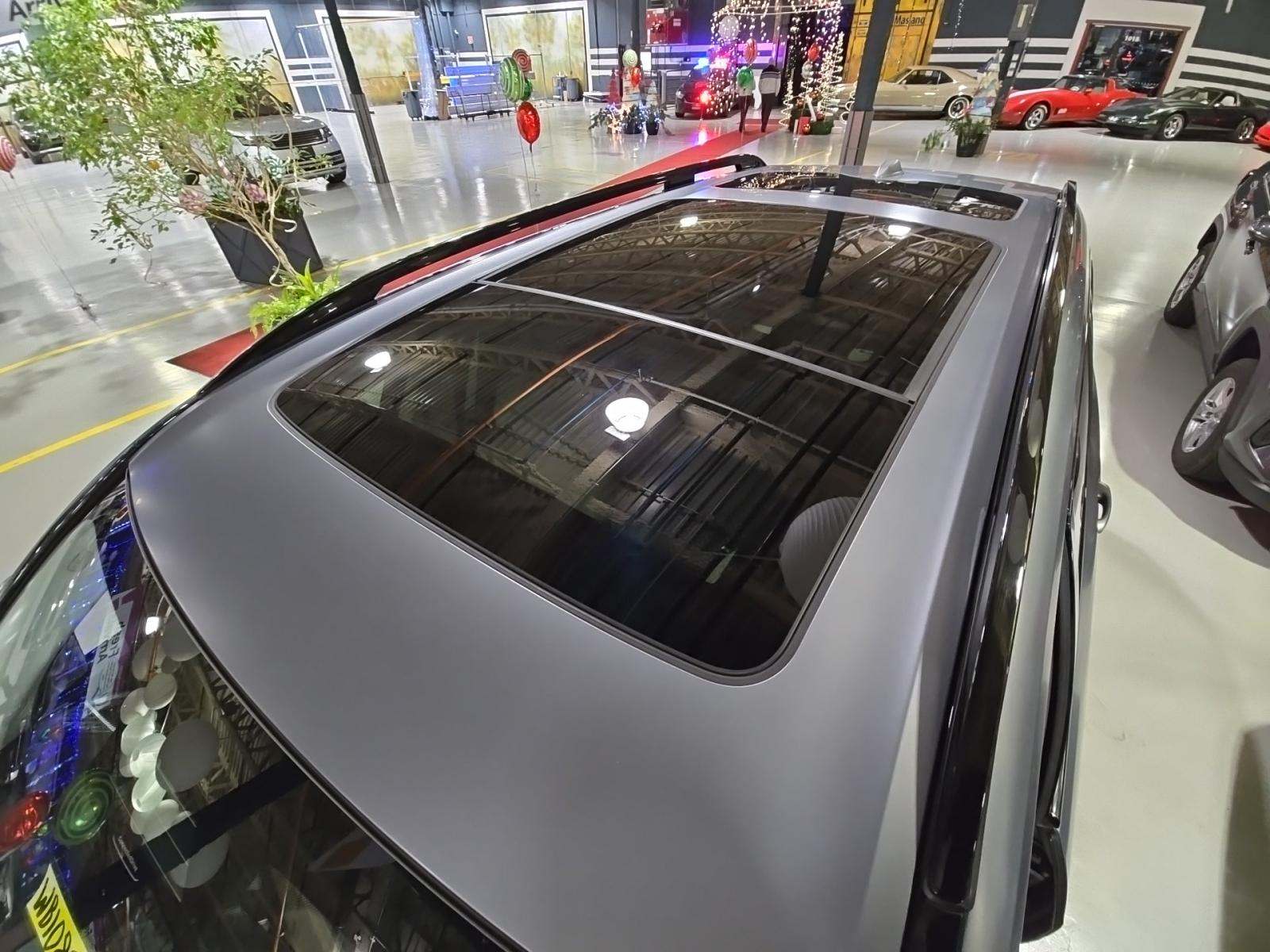 2023 BMW X7 M60i AWD