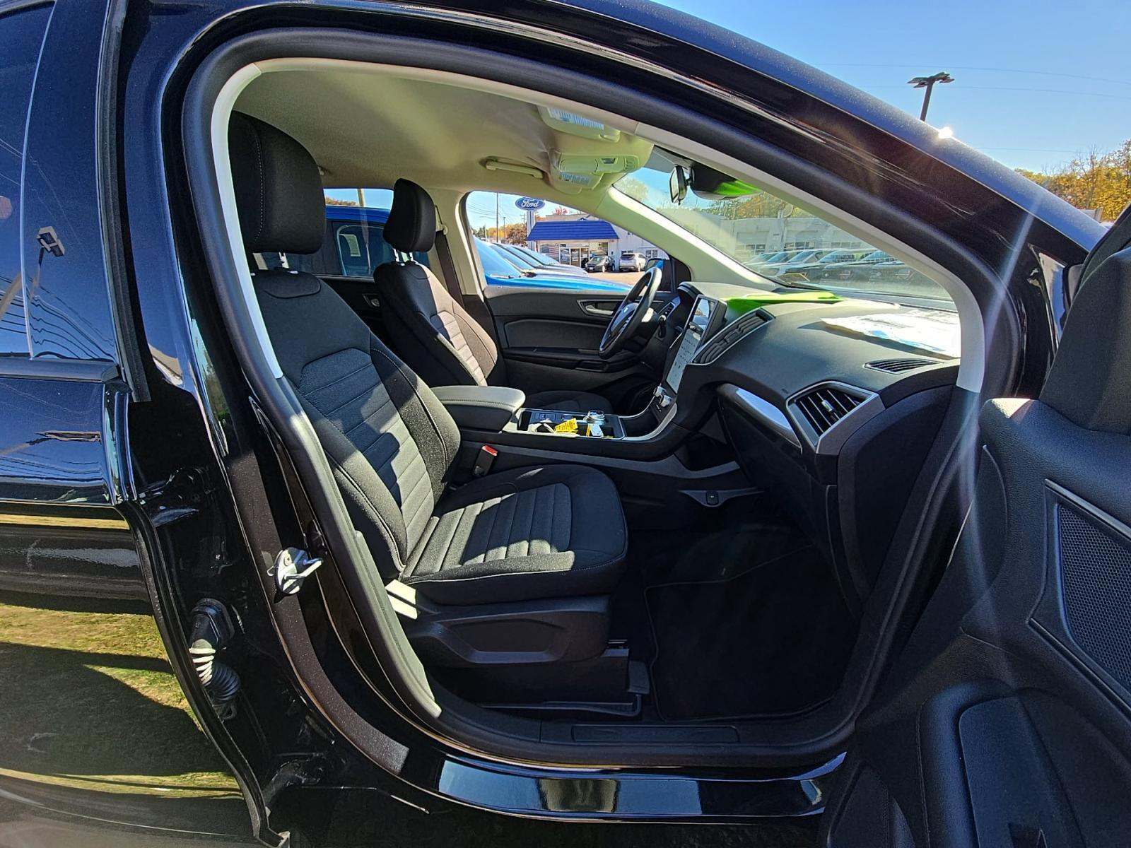 2024 Ford Edge SE AWD