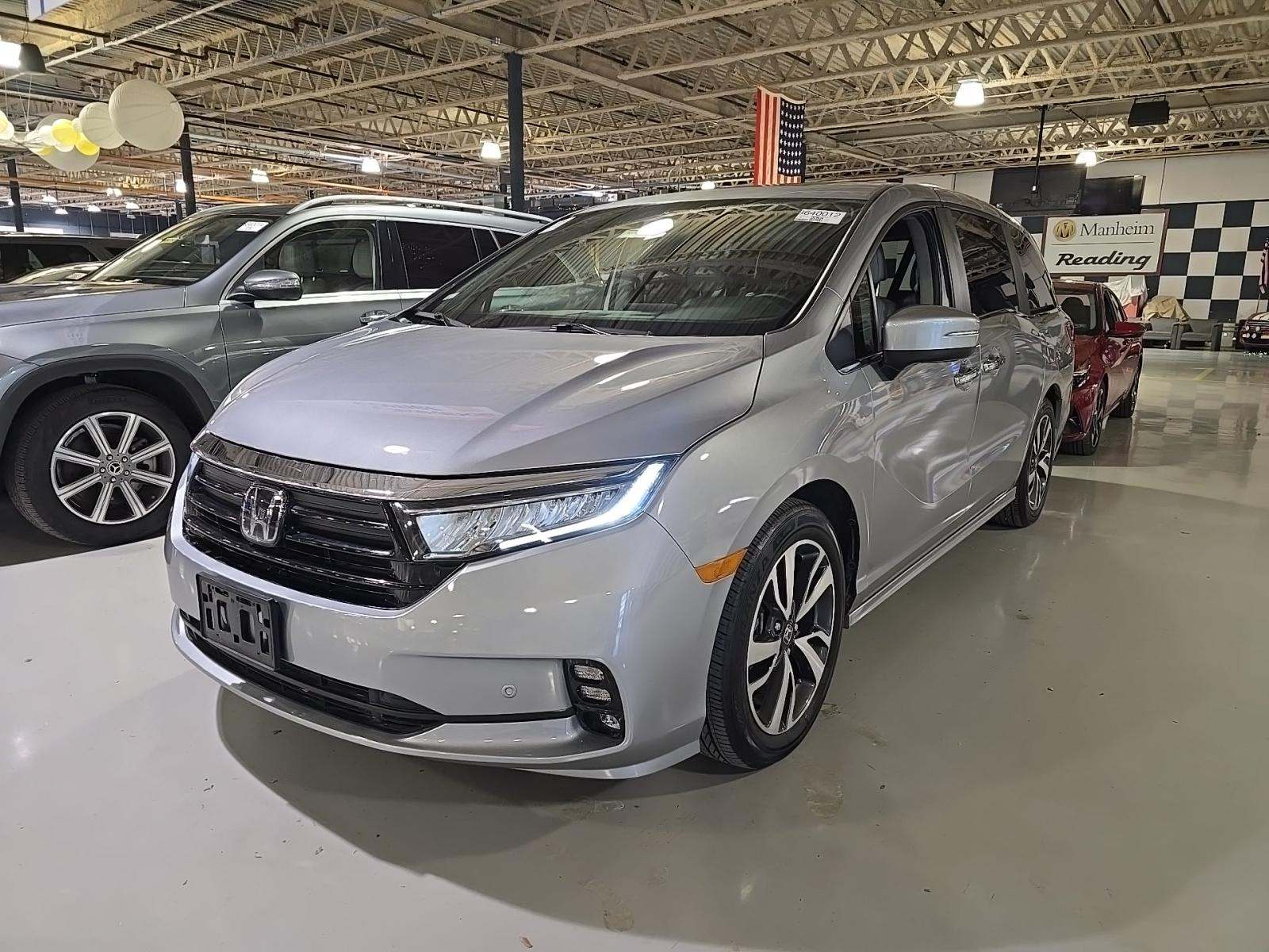 2023 Honda Odyssey Touring FWD