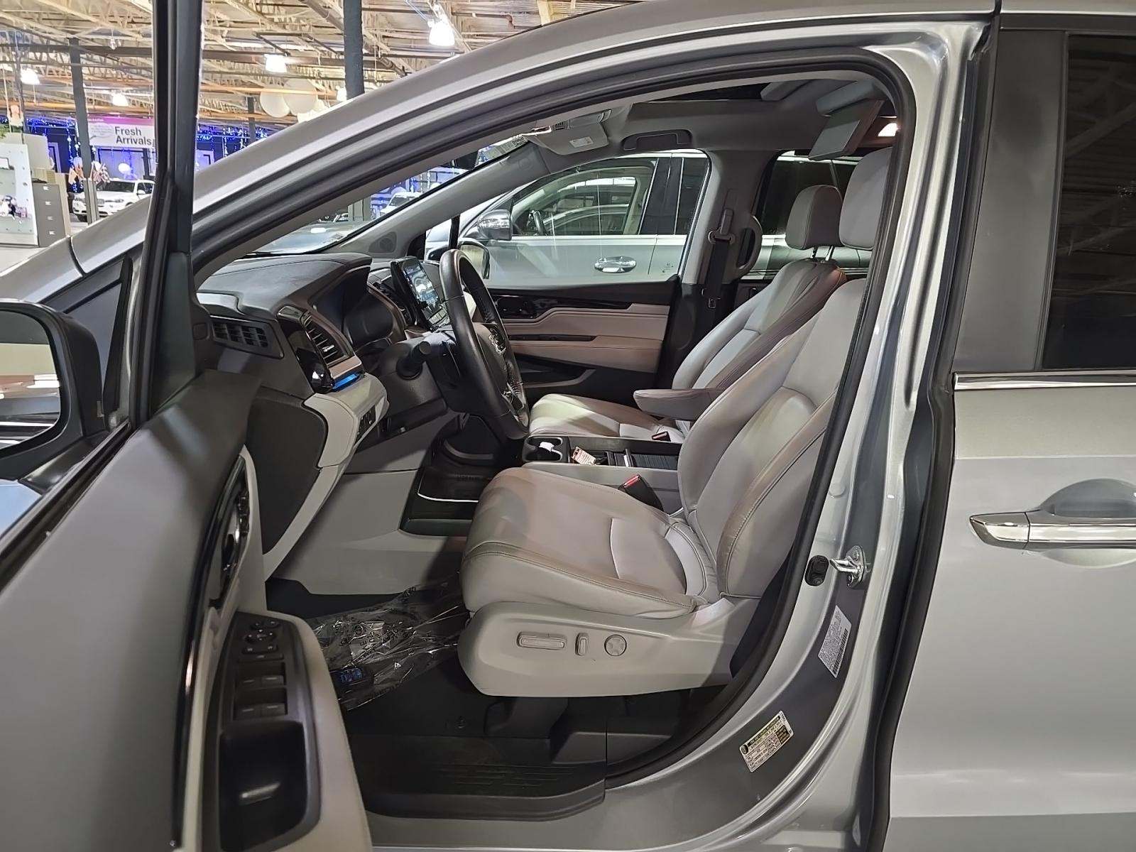 2023 Honda Odyssey Touring FWD