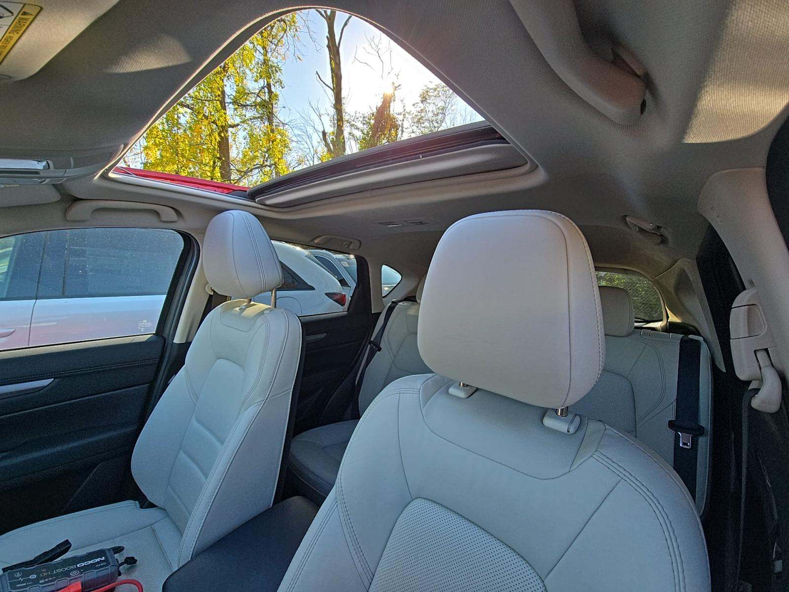 2022 MAZDA CX-5 2.5 S Preferred Package AWD