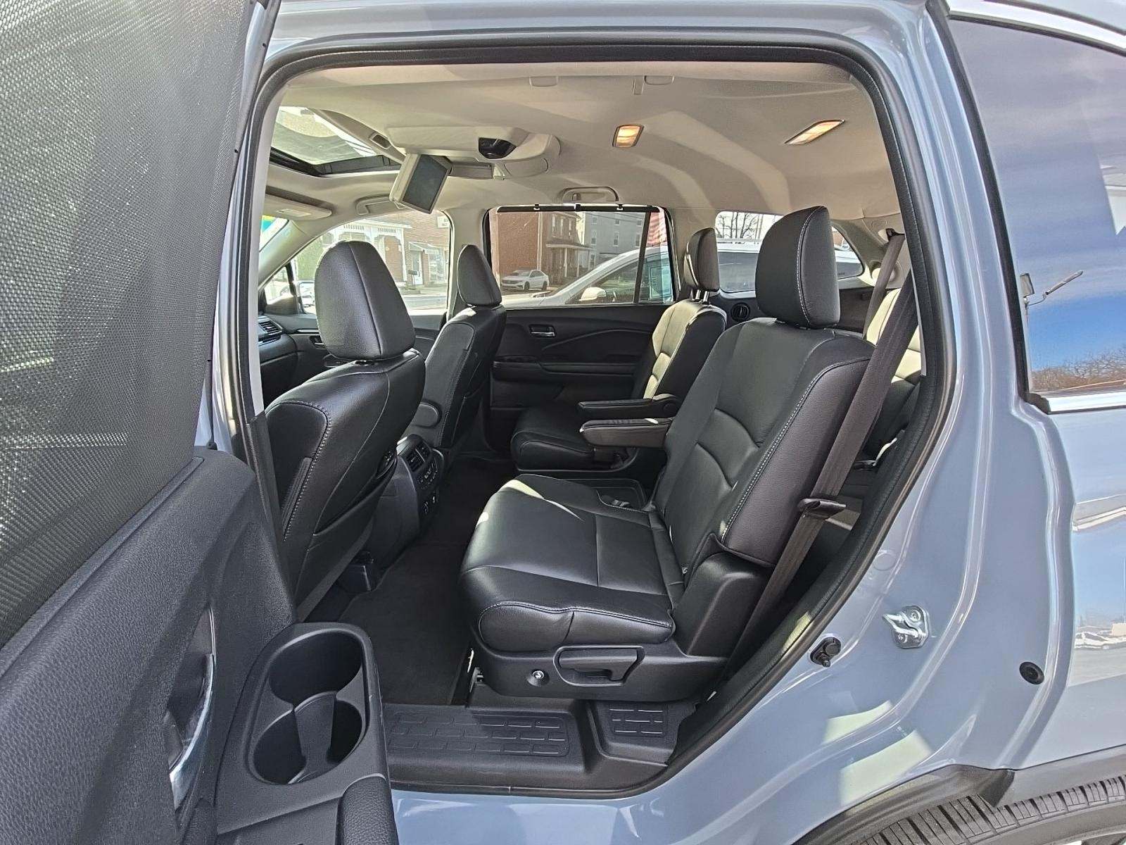 2022 Honda Pilot Touring AWD