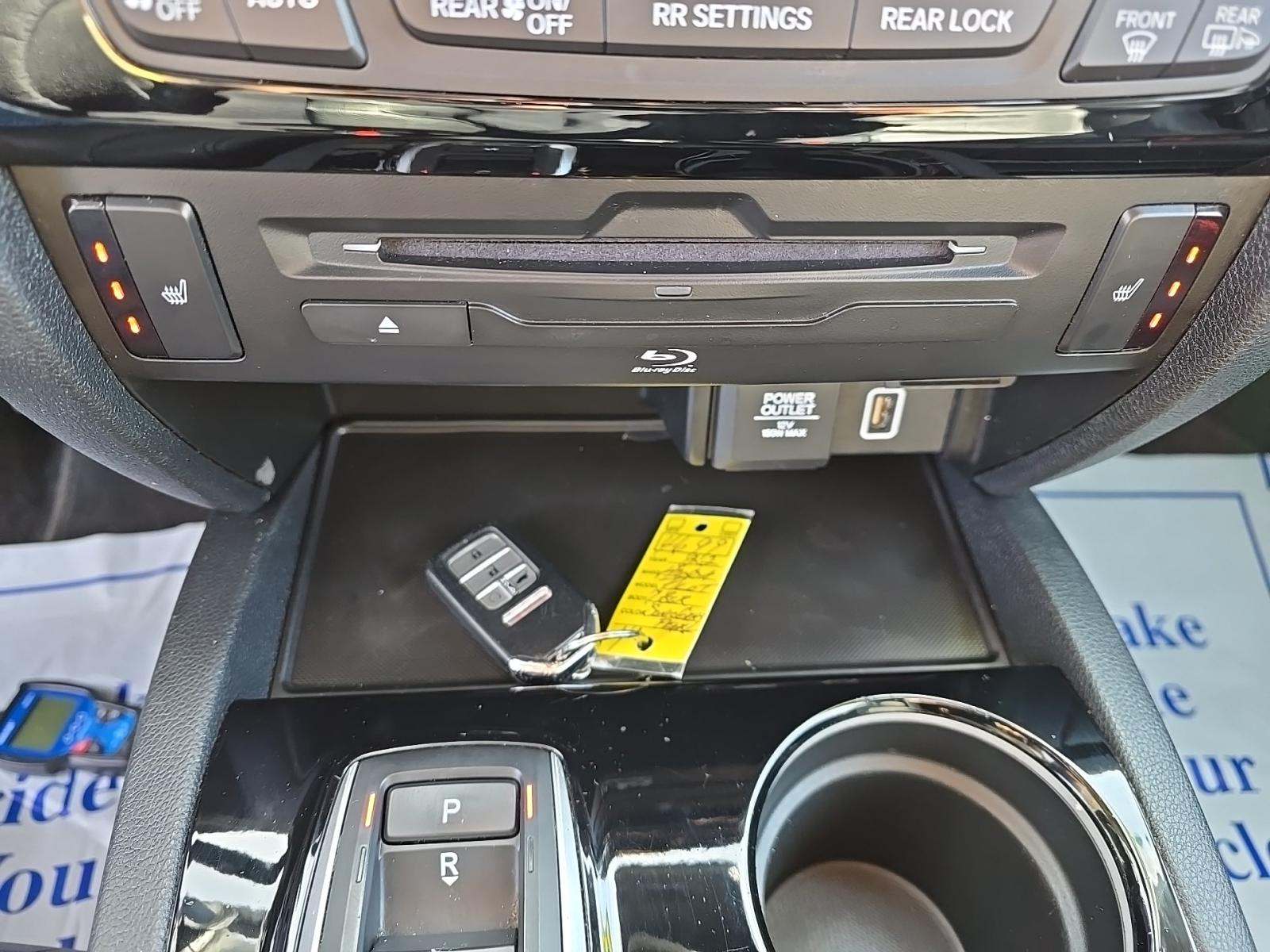 2022 Honda Pilot Touring AWD