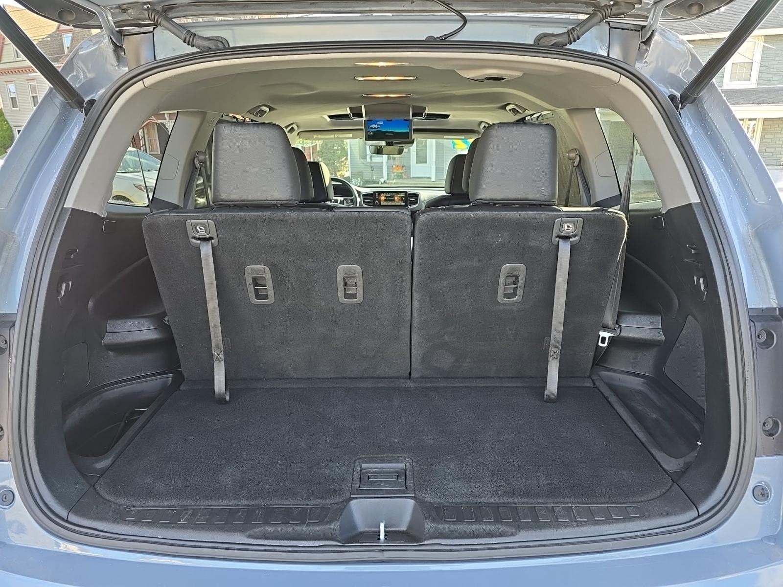 2022 Honda Pilot Touring AWD