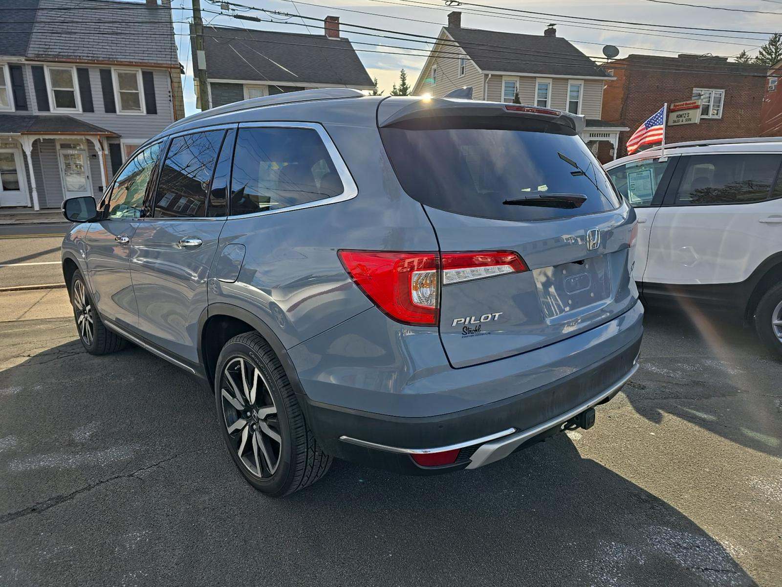 2022 Honda Pilot Touring AWD