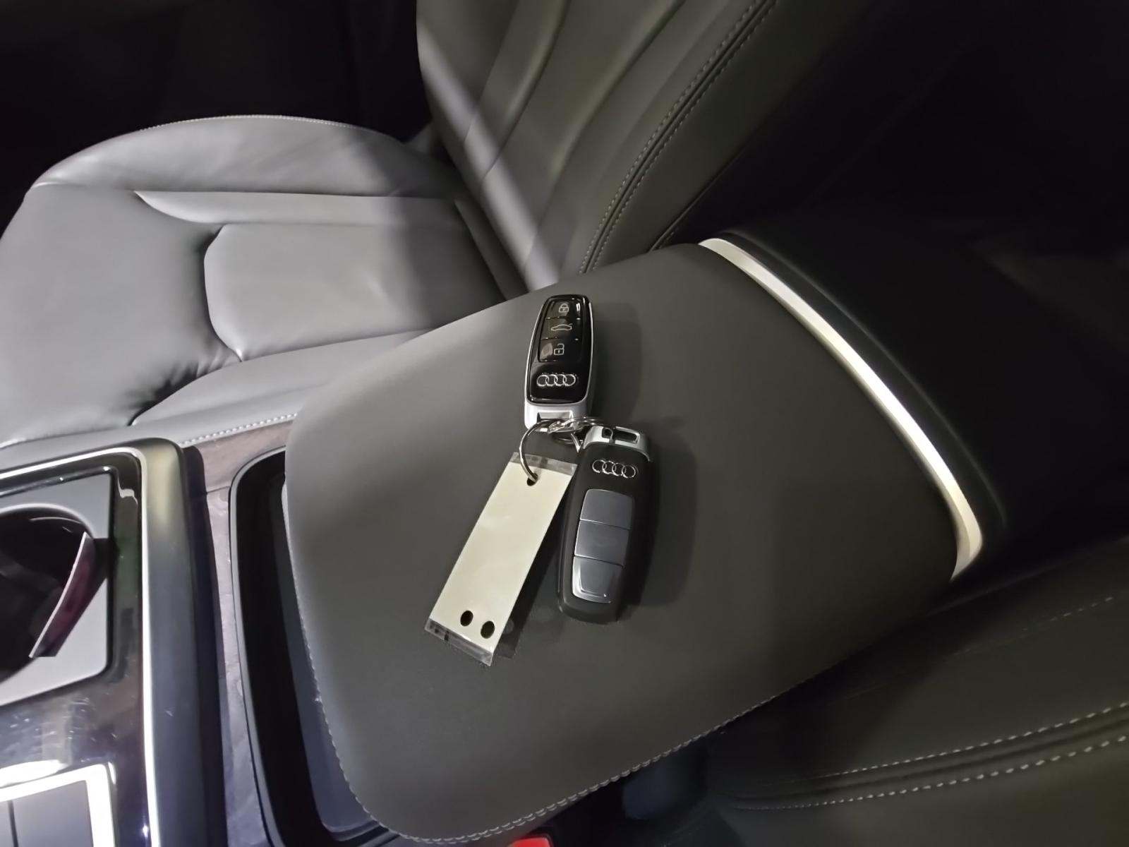 2019 Audi Q8 Premium AWD