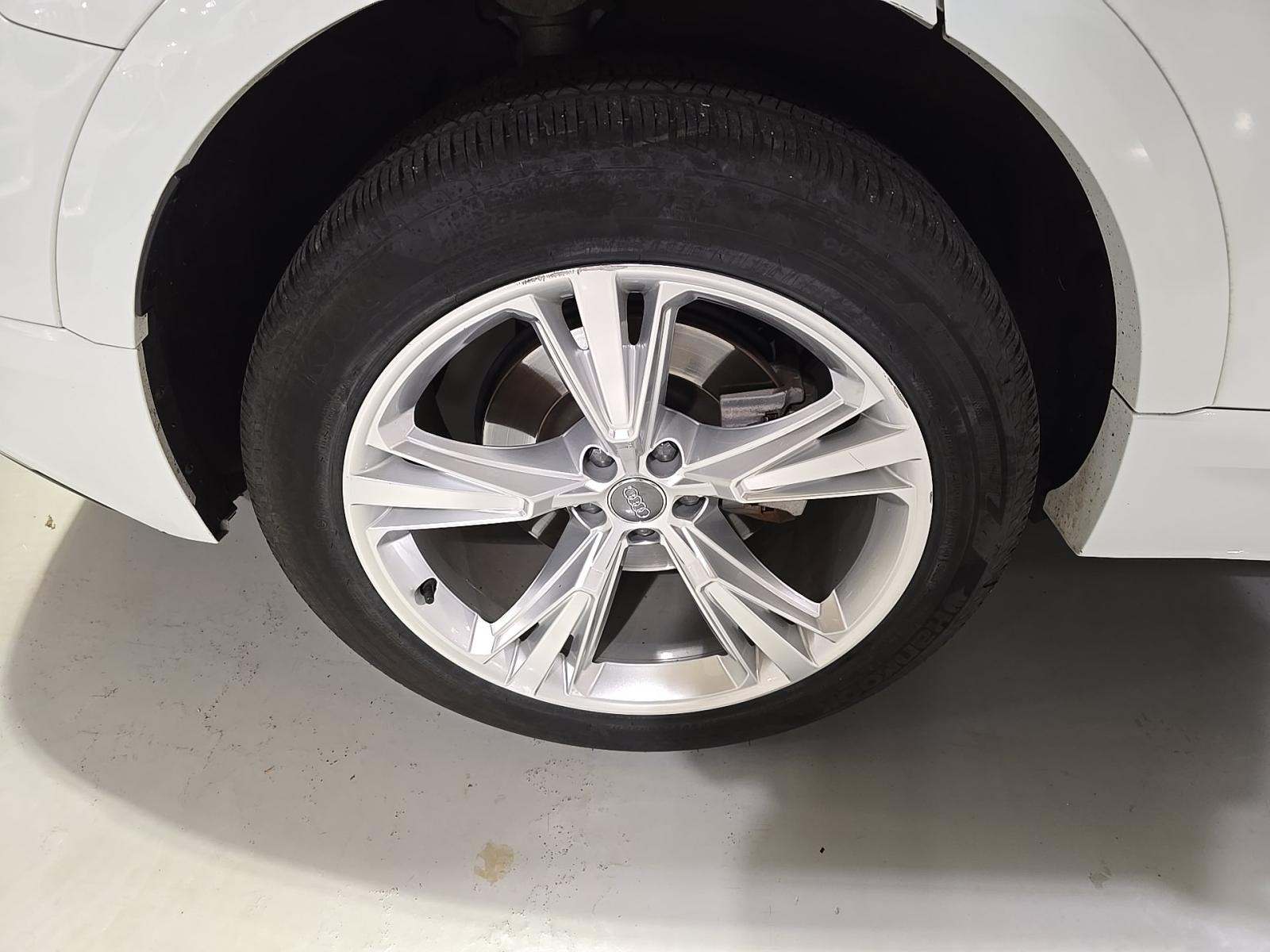 2019 Audi Q8 Premium AWD