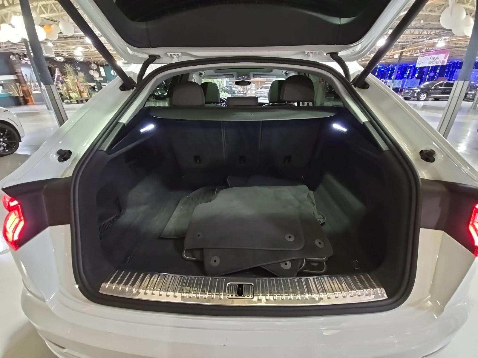 2019 Audi Q8 Premium AWD