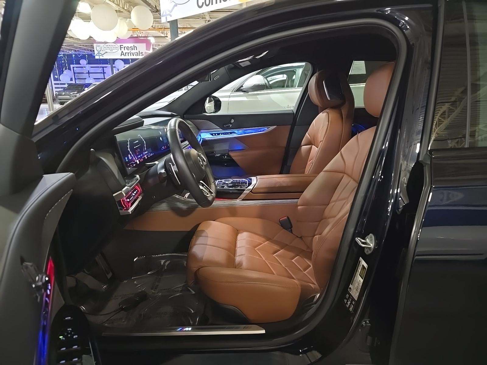 2025 BMW 7 Series 760i xDrive AWD