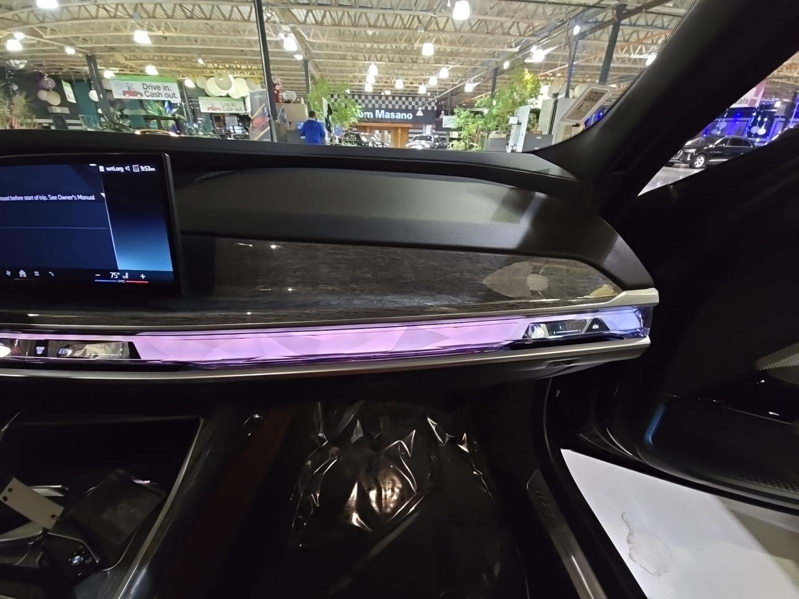 2025 BMW 7 Series 760i xDrive AWD