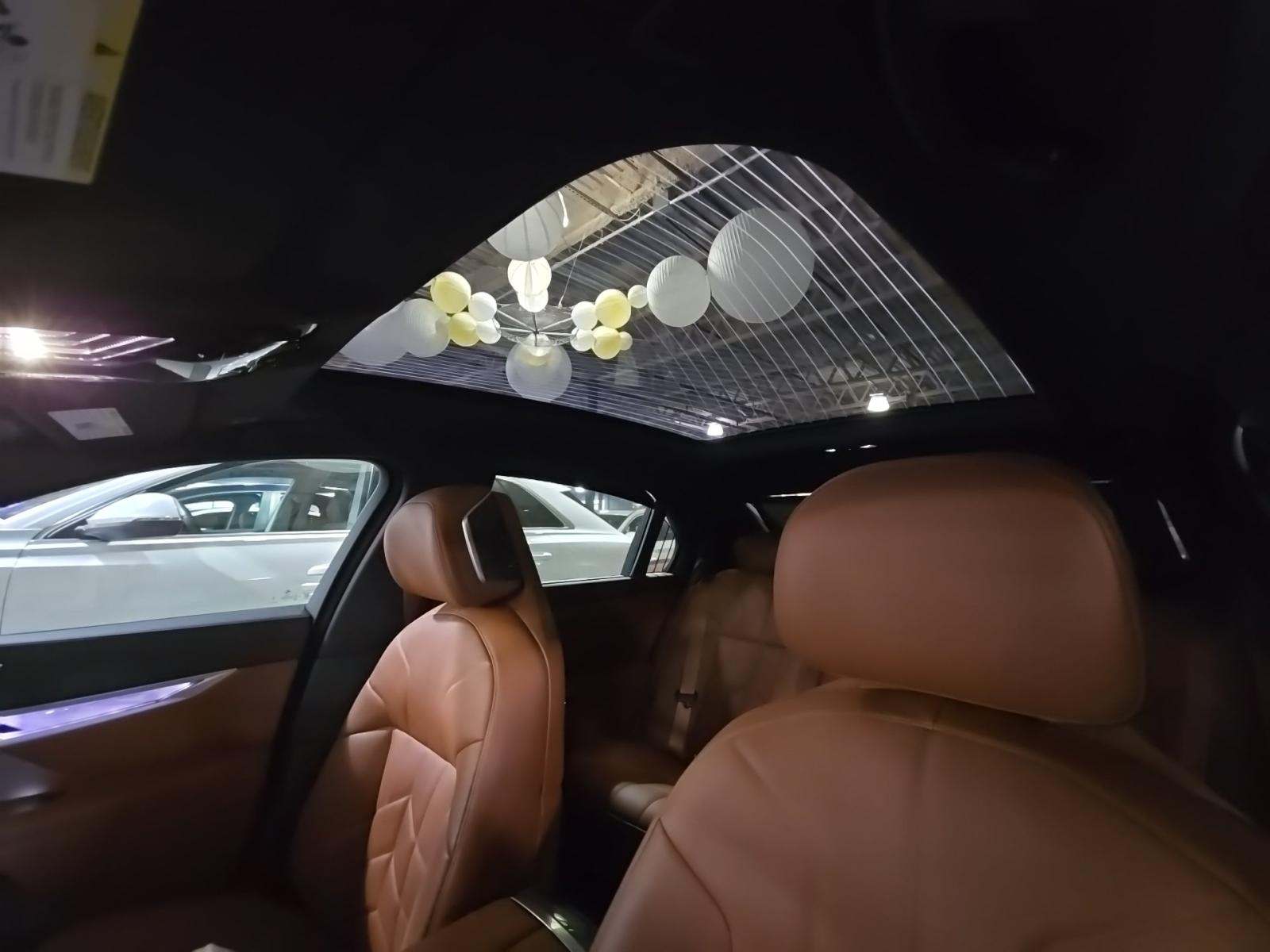 2025 BMW 7 Series 760i xDrive AWD