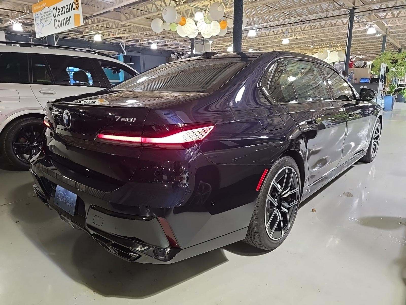 2025 BMW 7 Series 760i xDrive AWD