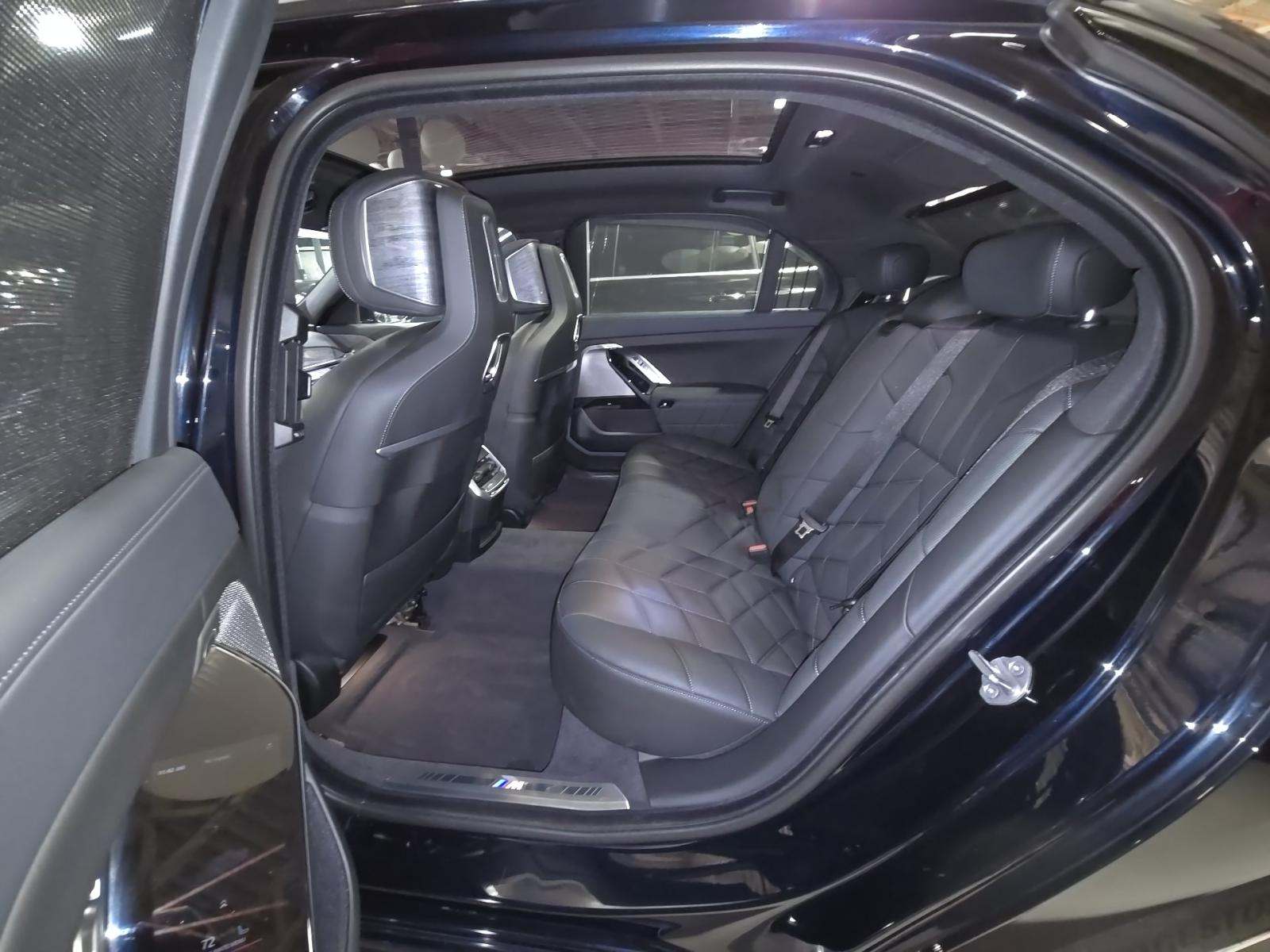 2024 BMW 7 Series 760i xDrive AWD
