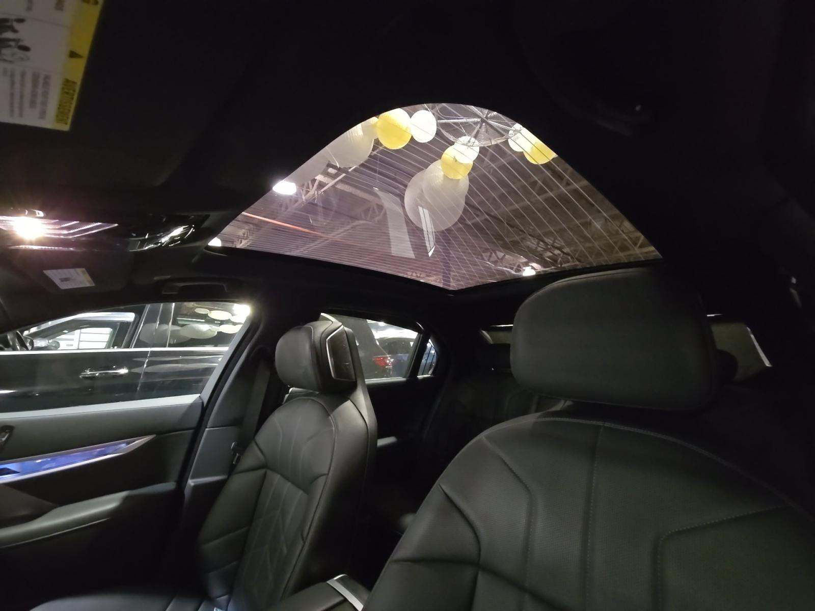 2024 BMW 7 Series 760i xDrive AWD