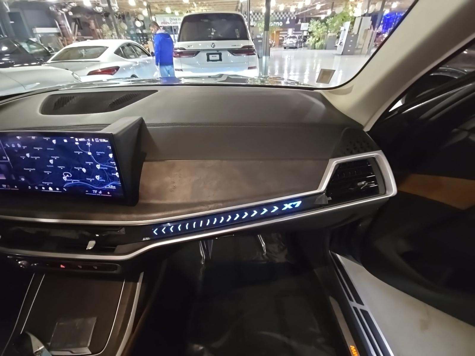 2024 BMW X7 xDrive40i AWD