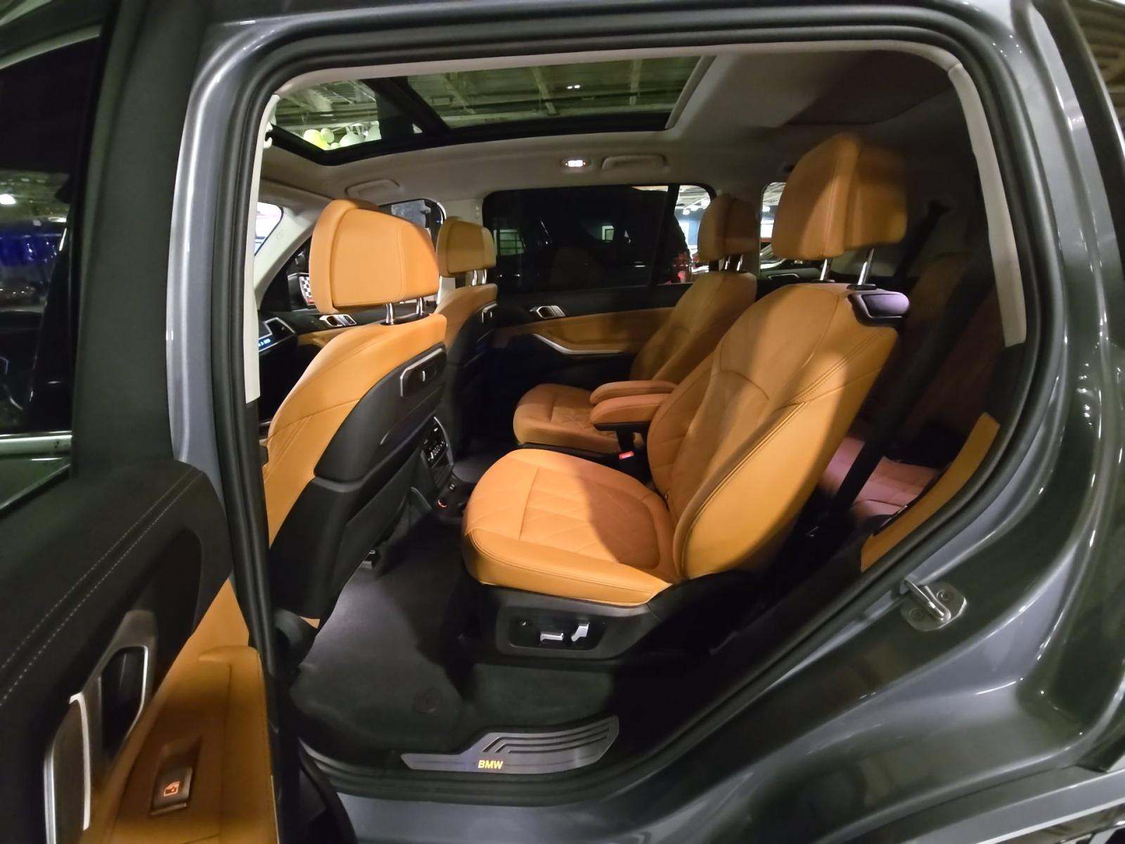 2024 BMW X7 xDrive40i AWD