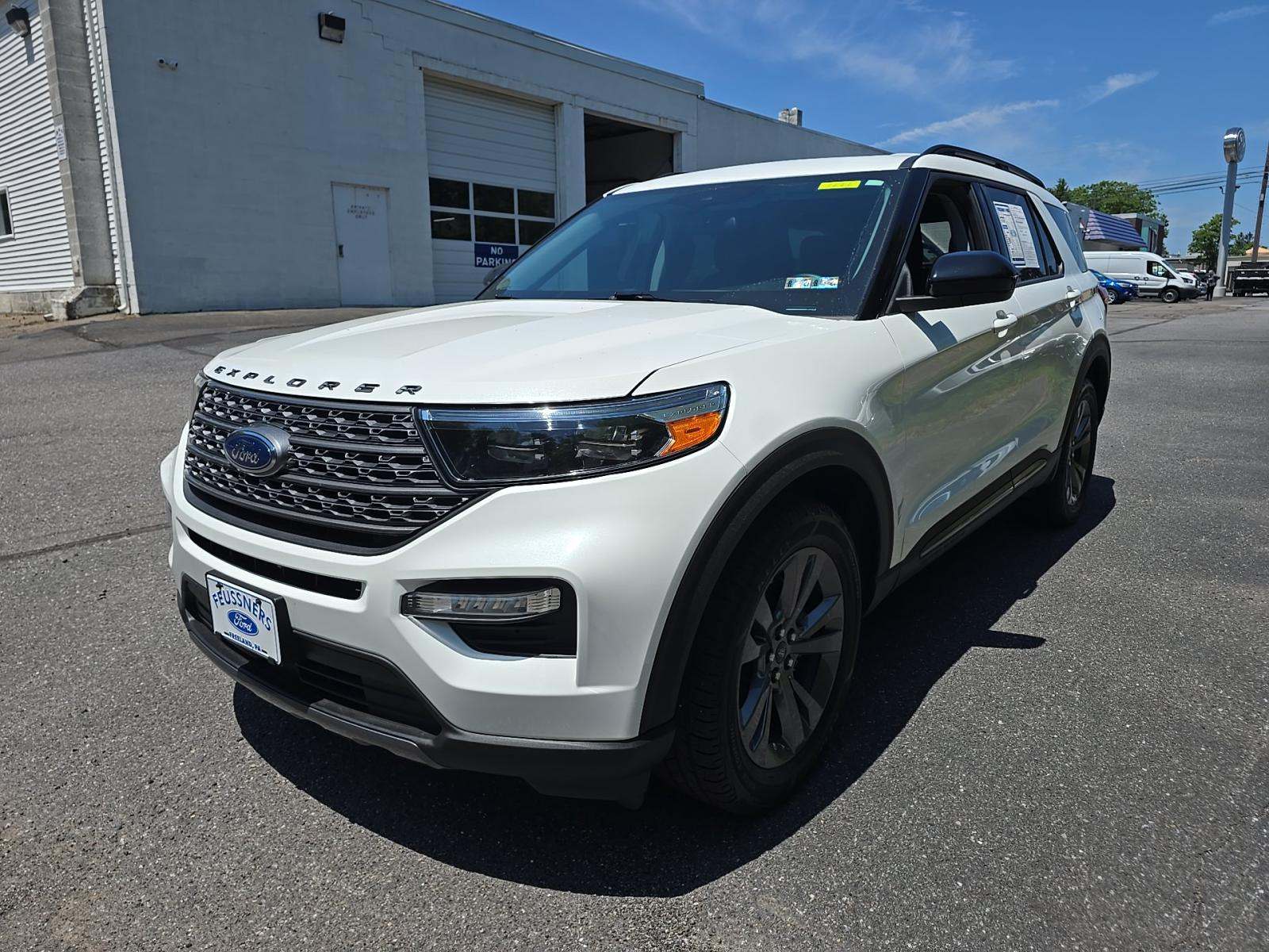 2023 Ford Explorer XLT AWD