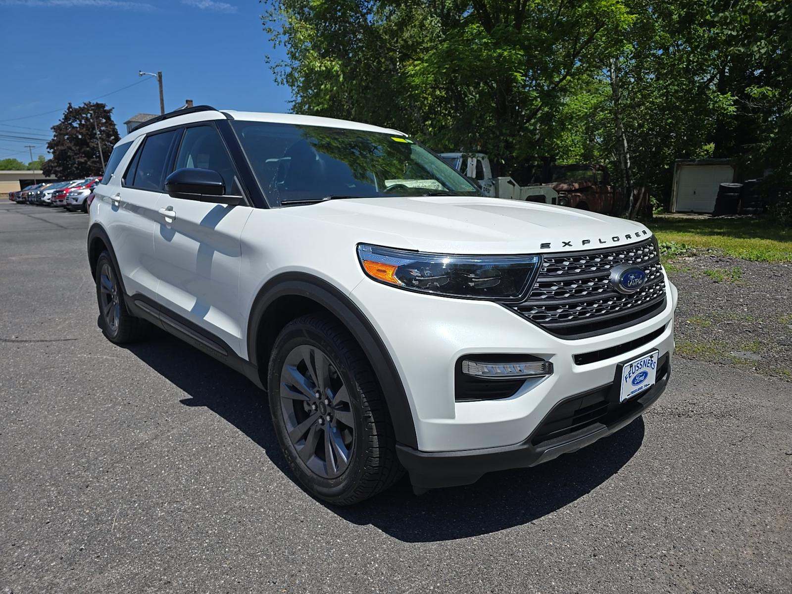 2023 Ford Explorer XLT AWD