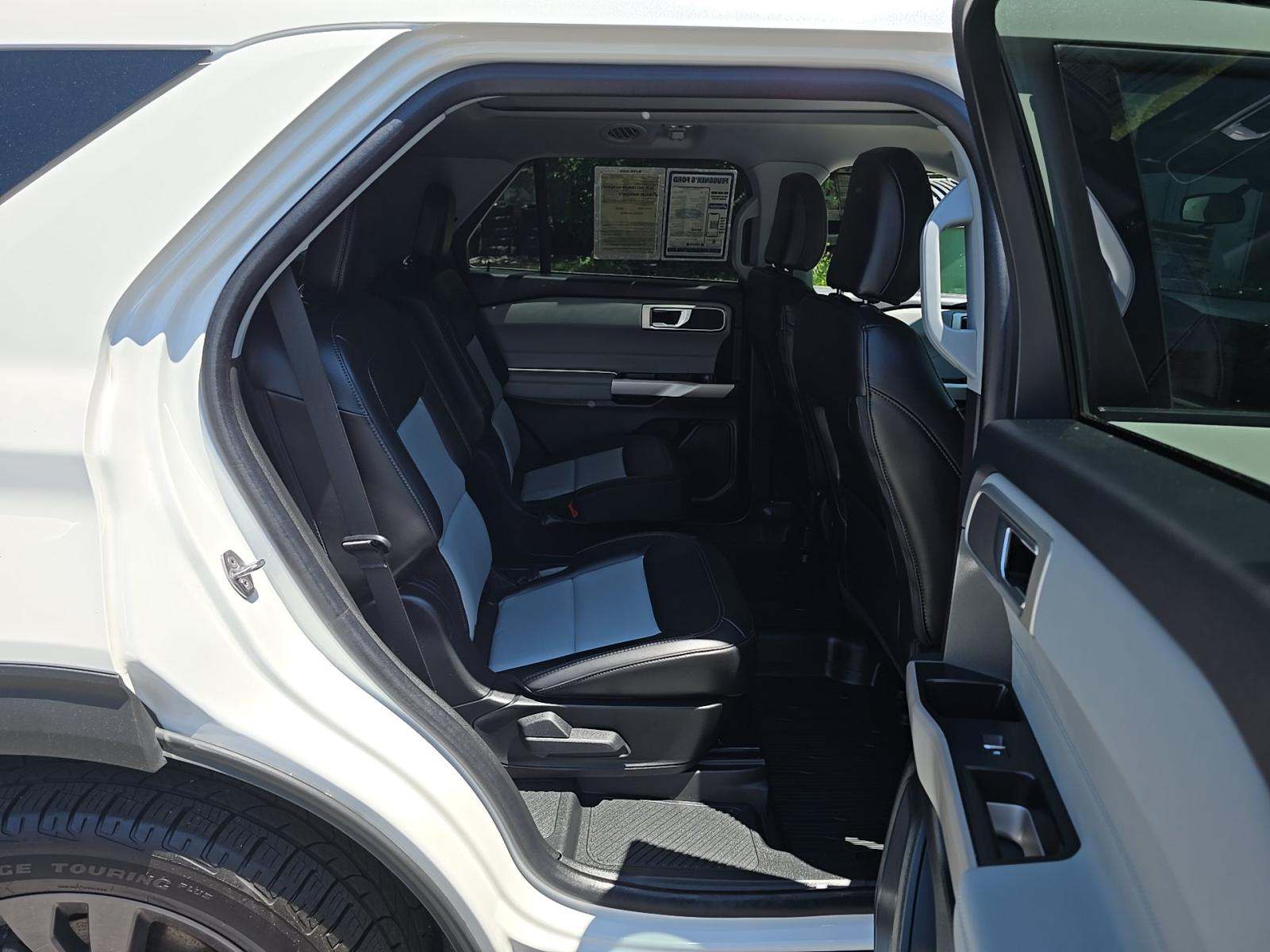 2023 Ford Explorer XLT AWD