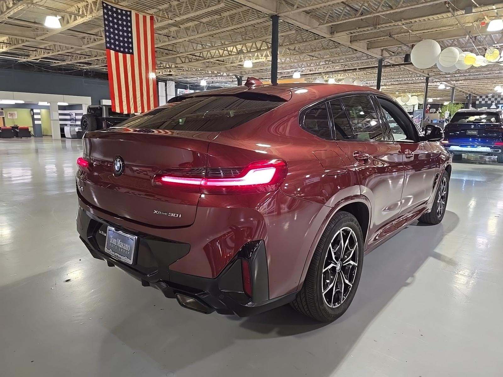 2023 BMW X4 xDrive30i AWD