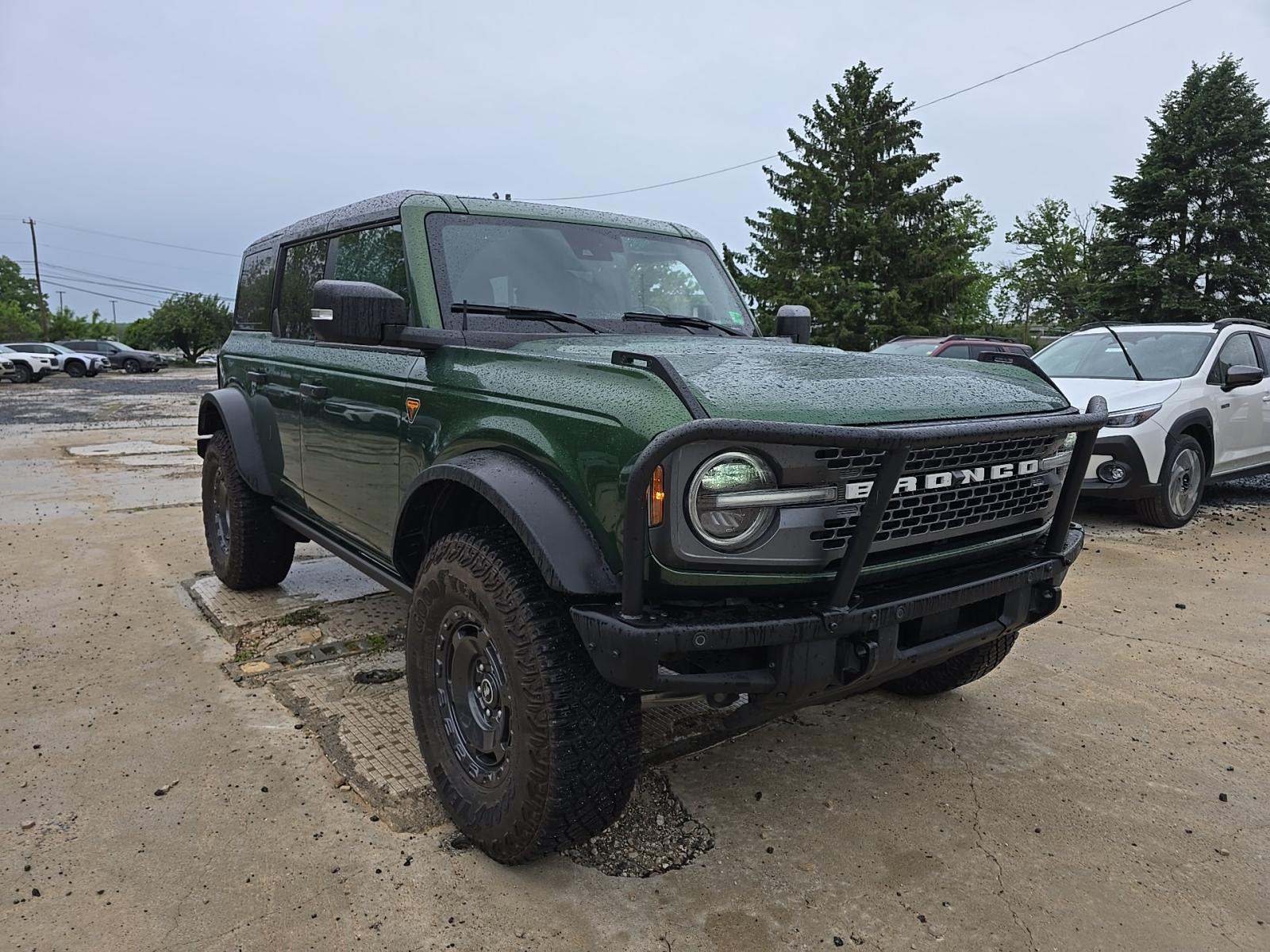FORD BRONCO - 4