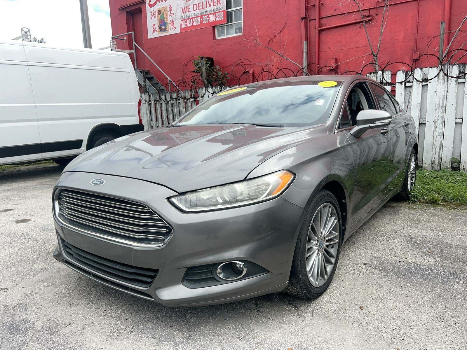 2013 Ford Fusion SE FWD