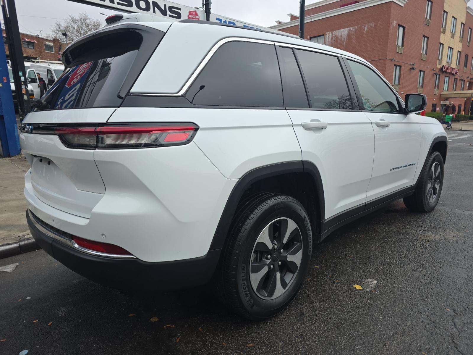 2024 Jeep Grand Cherokee 4xe AWD