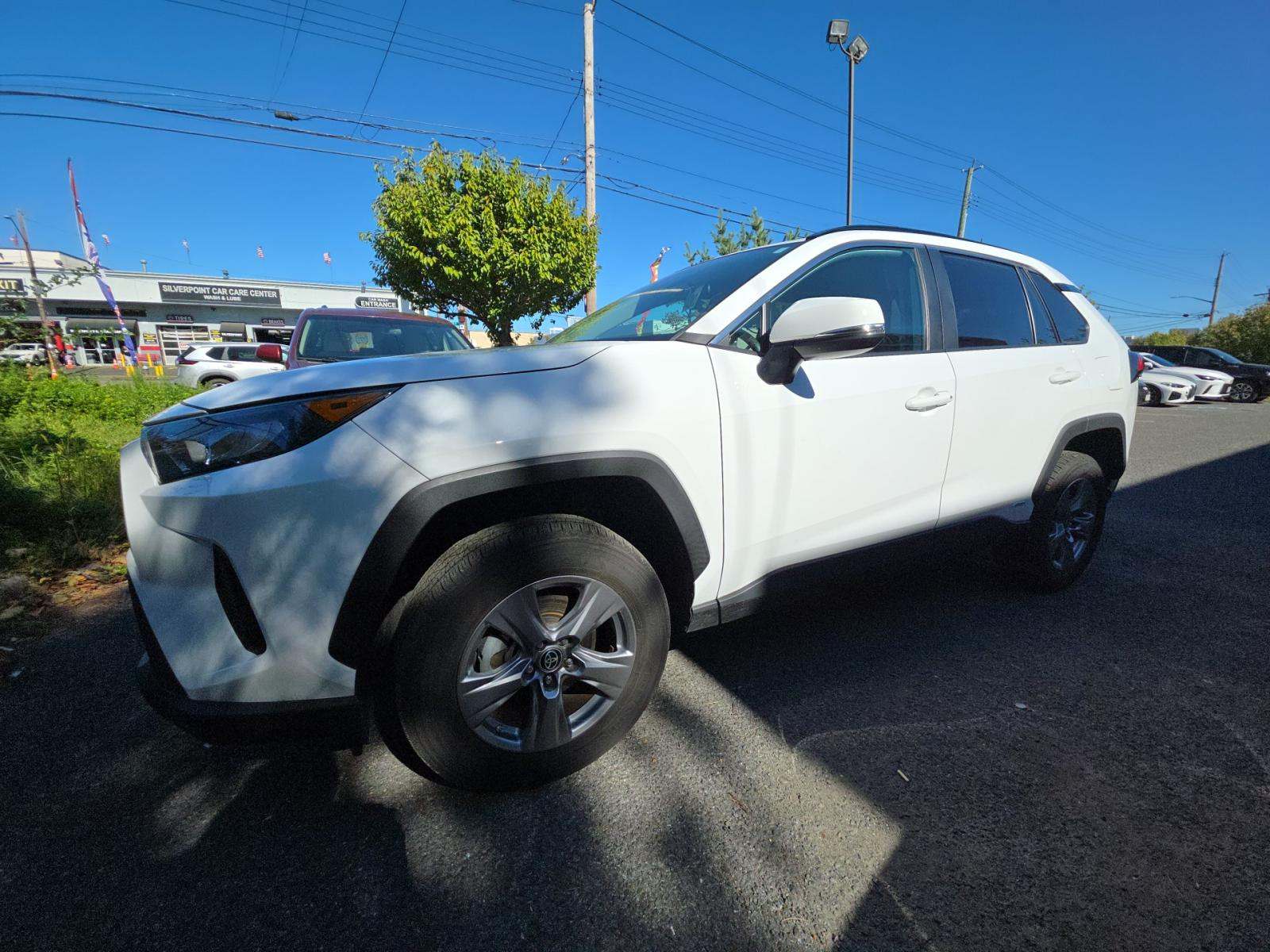 2022 Toyota RAV4 Hybrid LE AWD