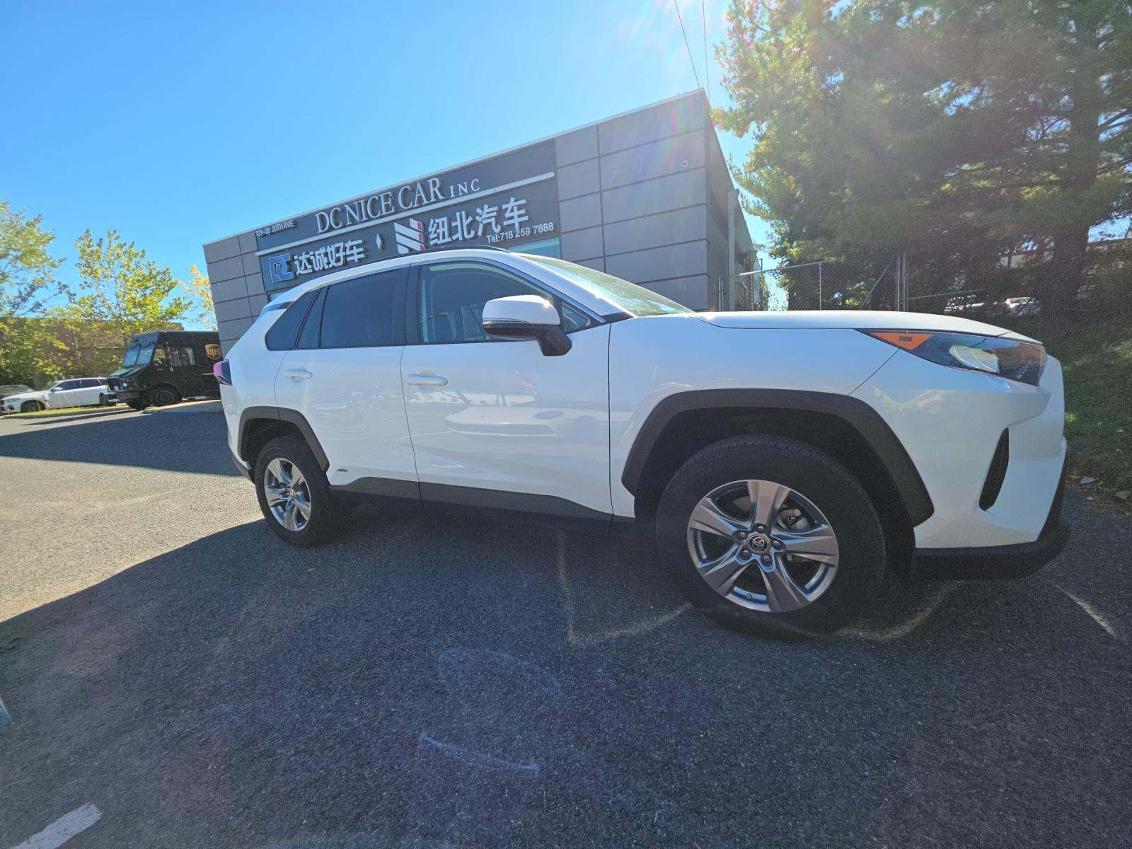 2022 Toyota RAV4 Hybrid LE AWD