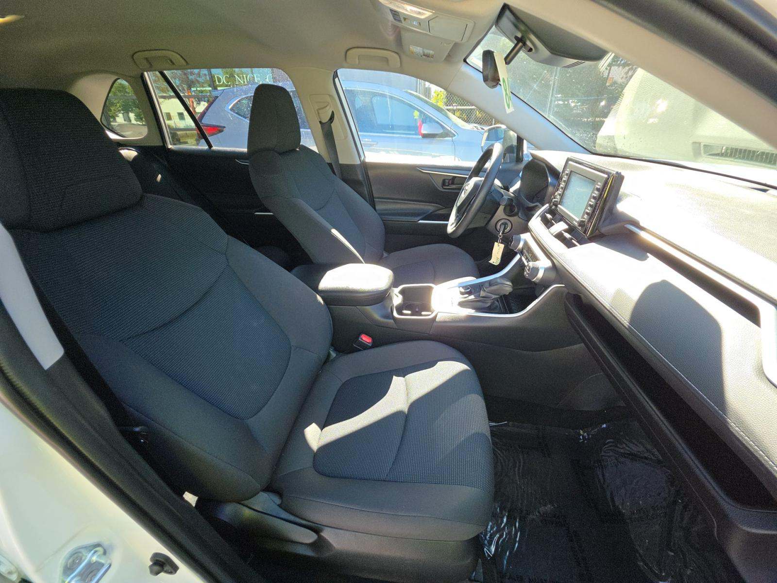 2022 Toyota RAV4 Hybrid LE AWD